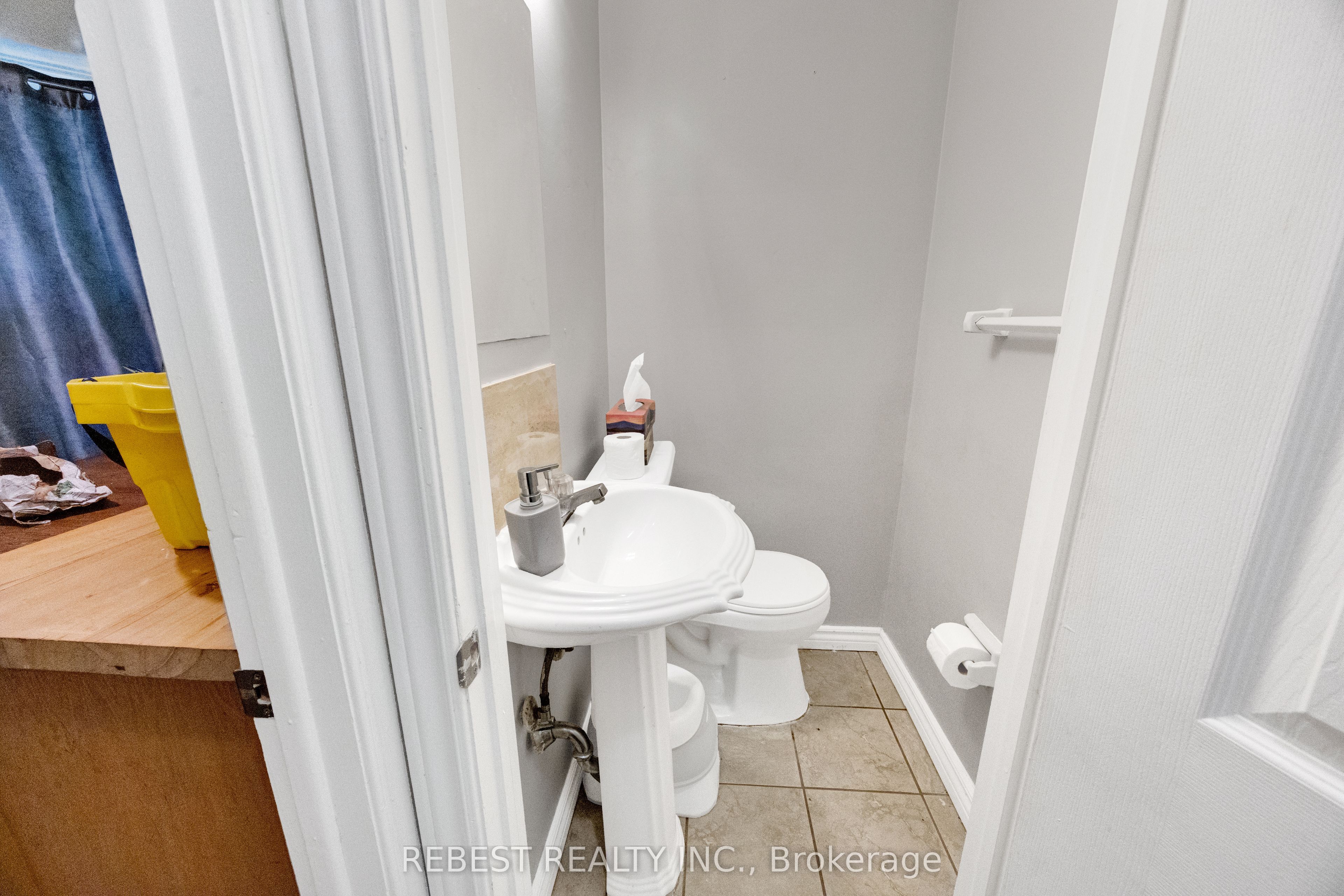 73 Arbour Glen Crescent 1 Property Photo 15