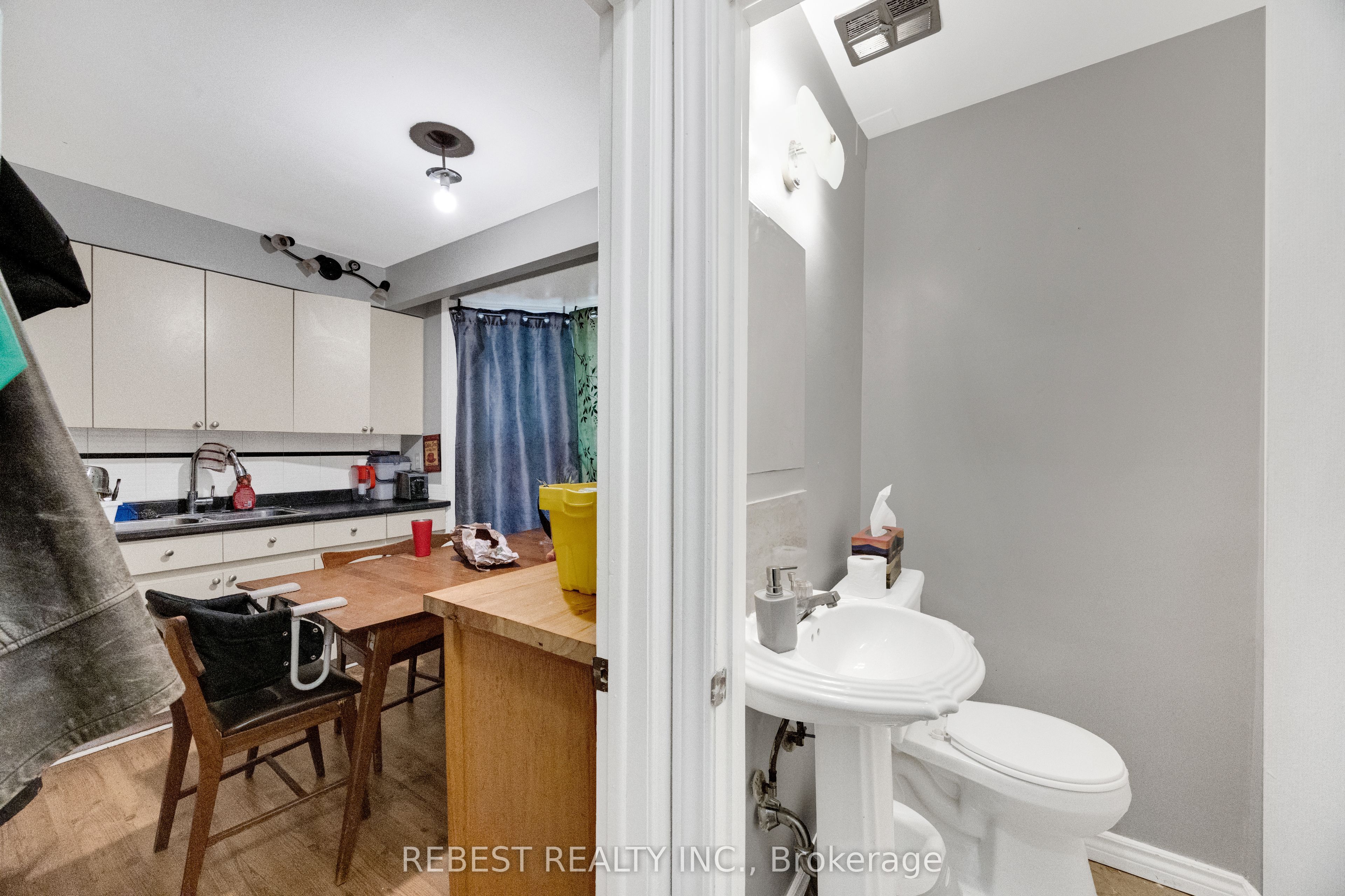 73 Arbour Glen Crescent 1 Property Photo 16