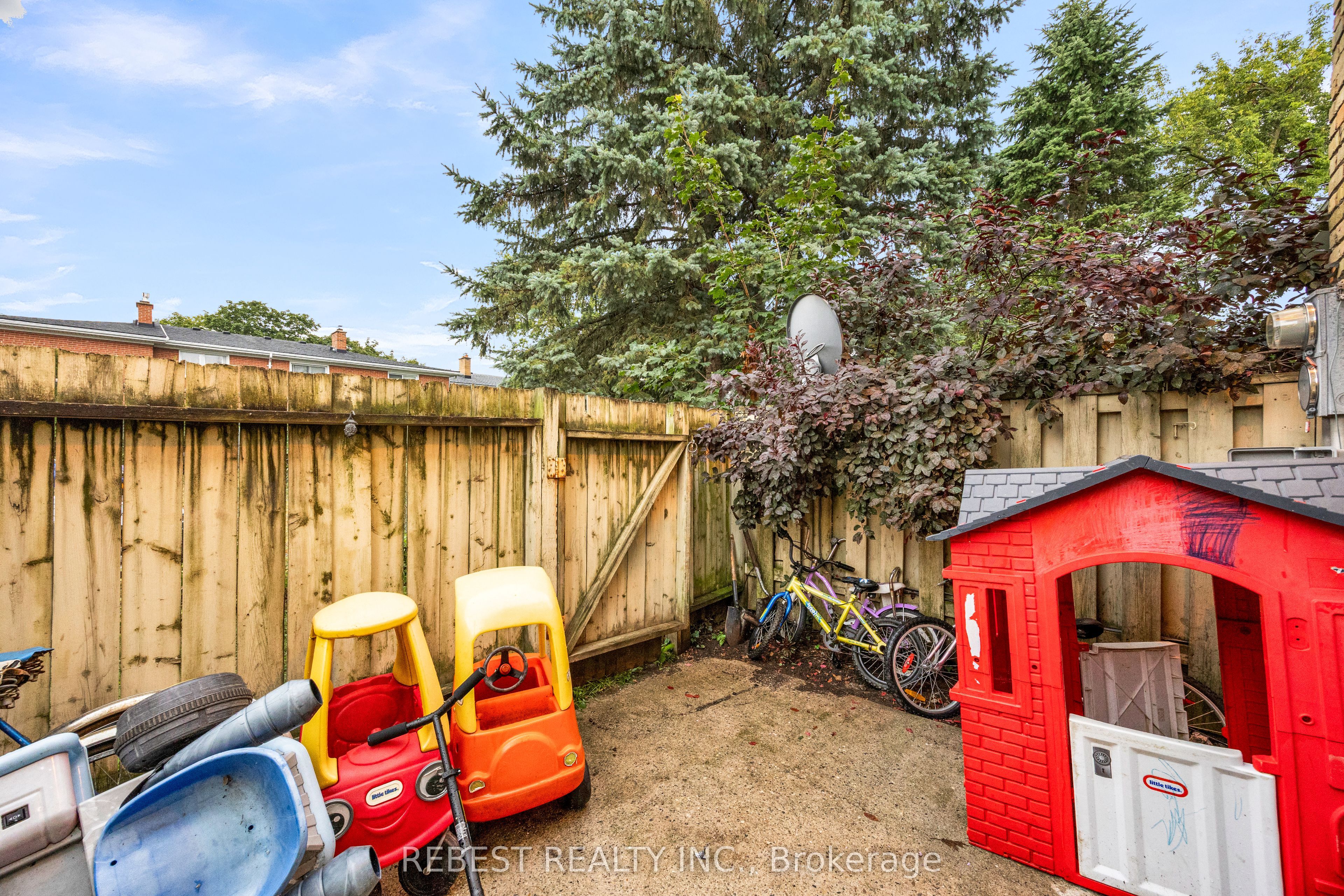 73 Arbour Glen Crescent 1 Property Photo 31
