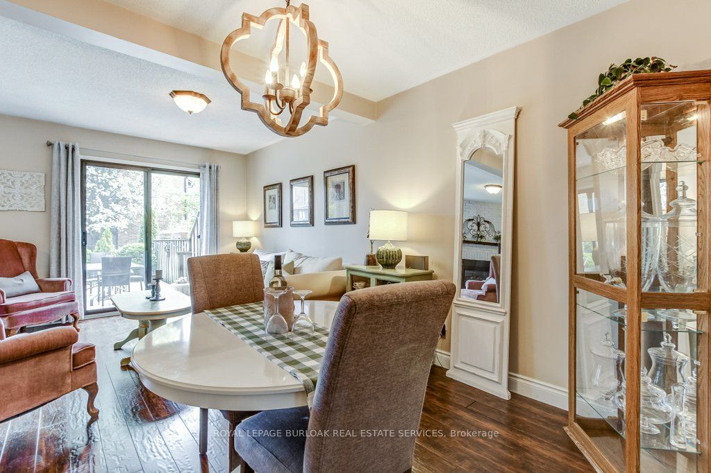4 Edgewater Drive Property Photo 10