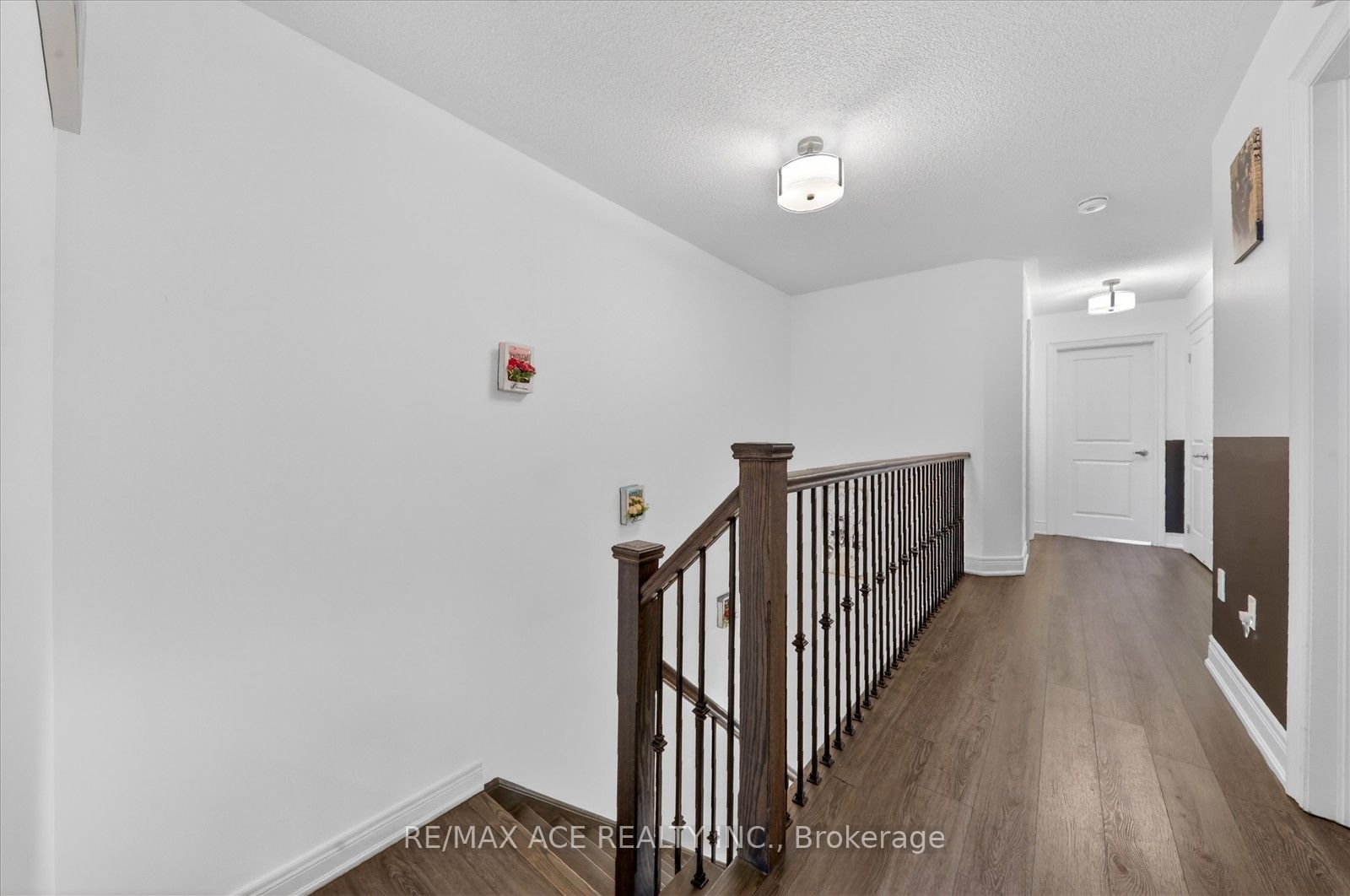 171 Snowbridge Way 26 Property Photo 20