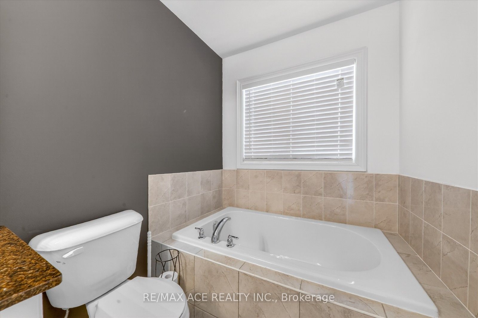 171 Snowbridge Way 26 Property Photo 25