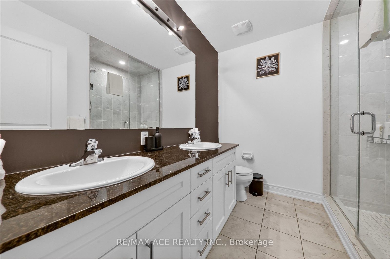 171 Snowbridge Way 26 Property Photo 28