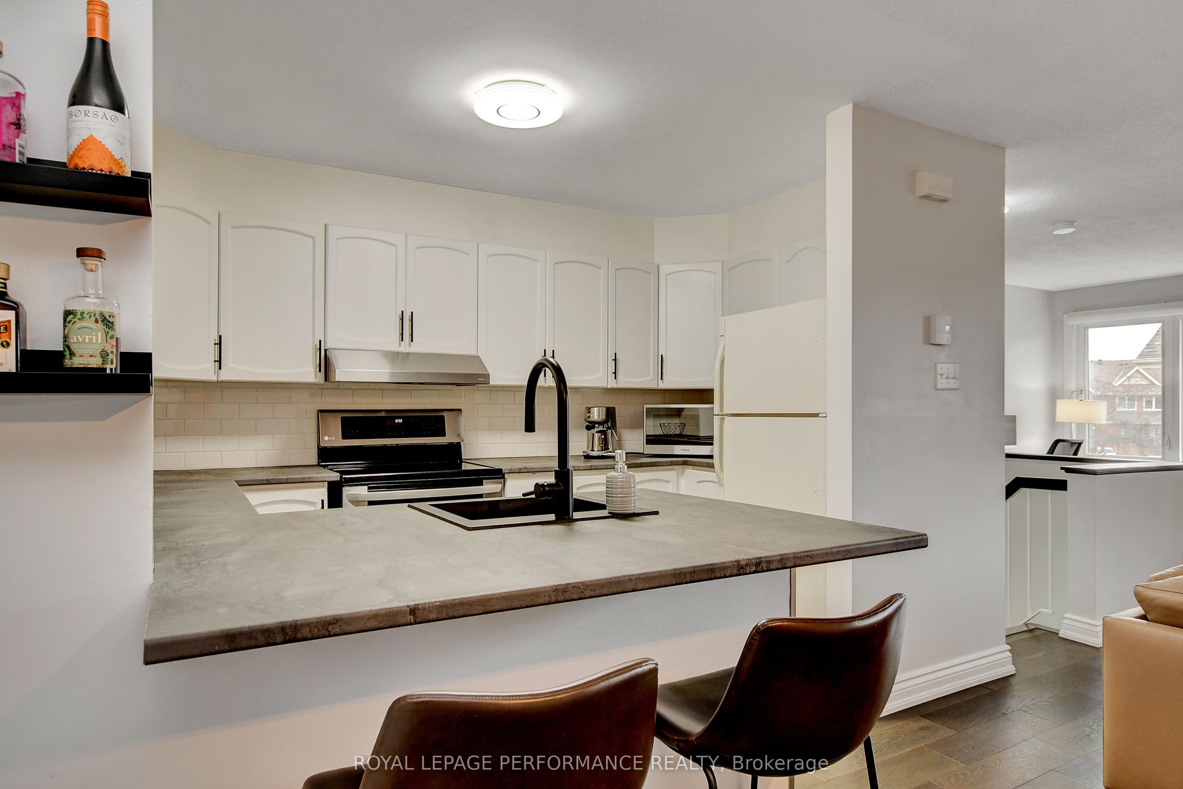 1760 Cabaret Lane 203 Property Photo 14