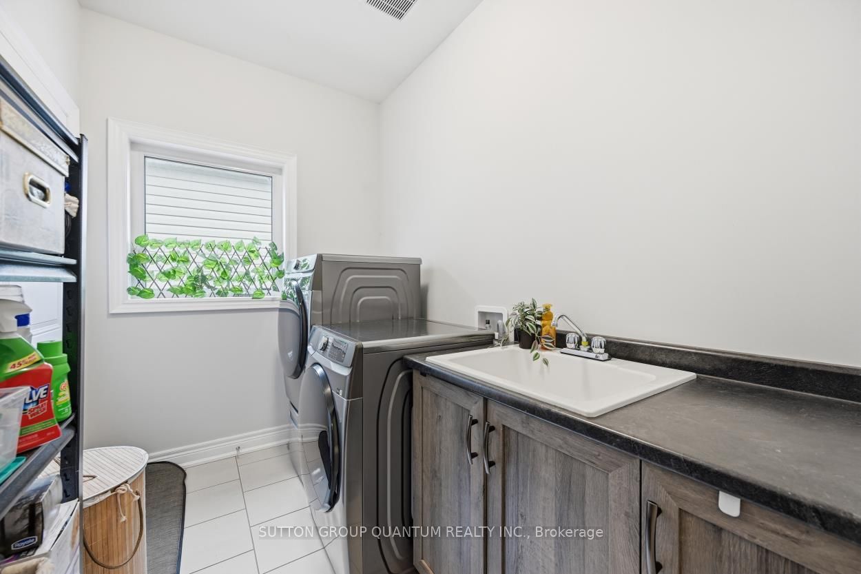 420 Williams Crescent Property Photo 27
