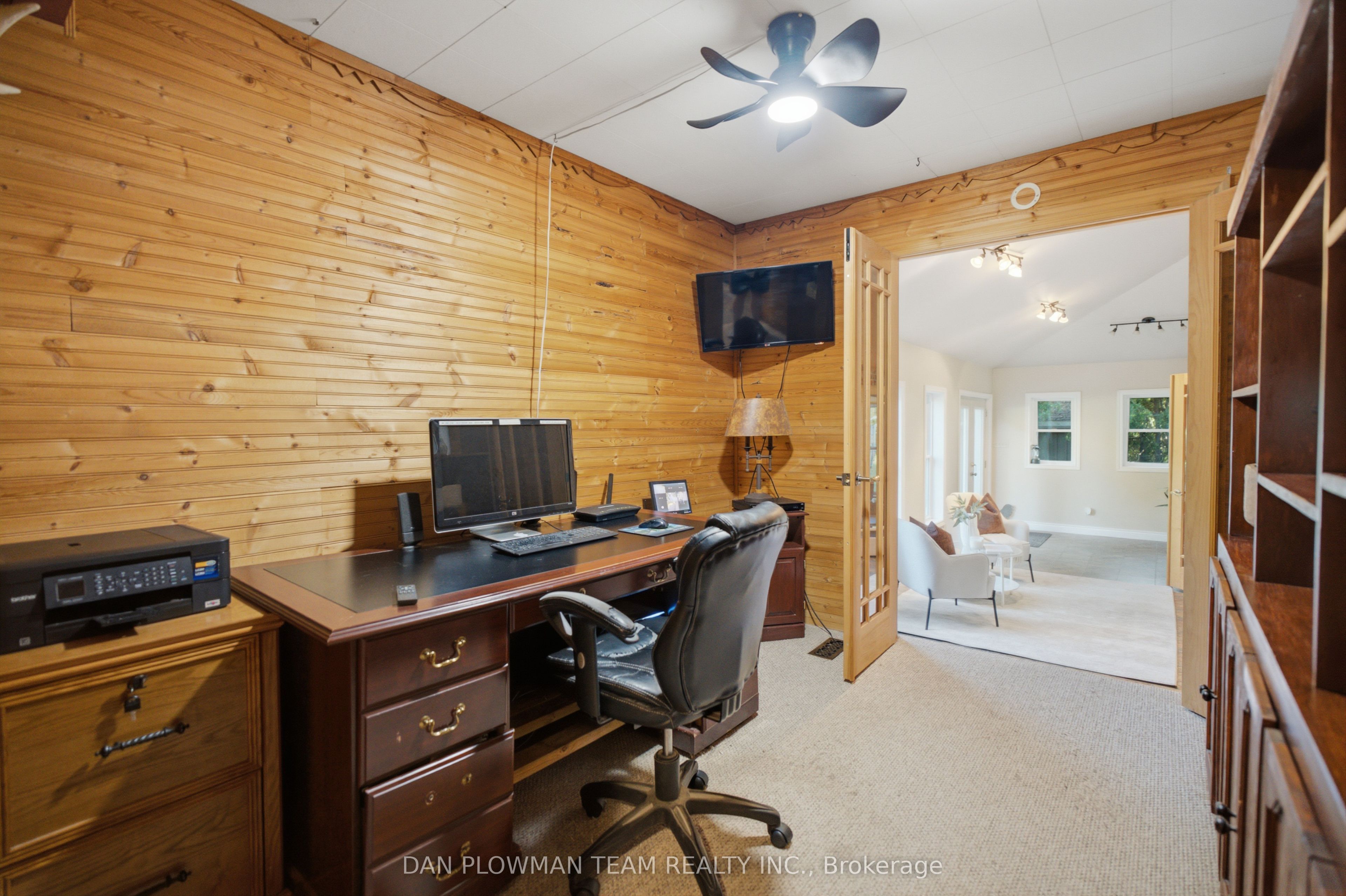 9 Valley Road Property Photo 18