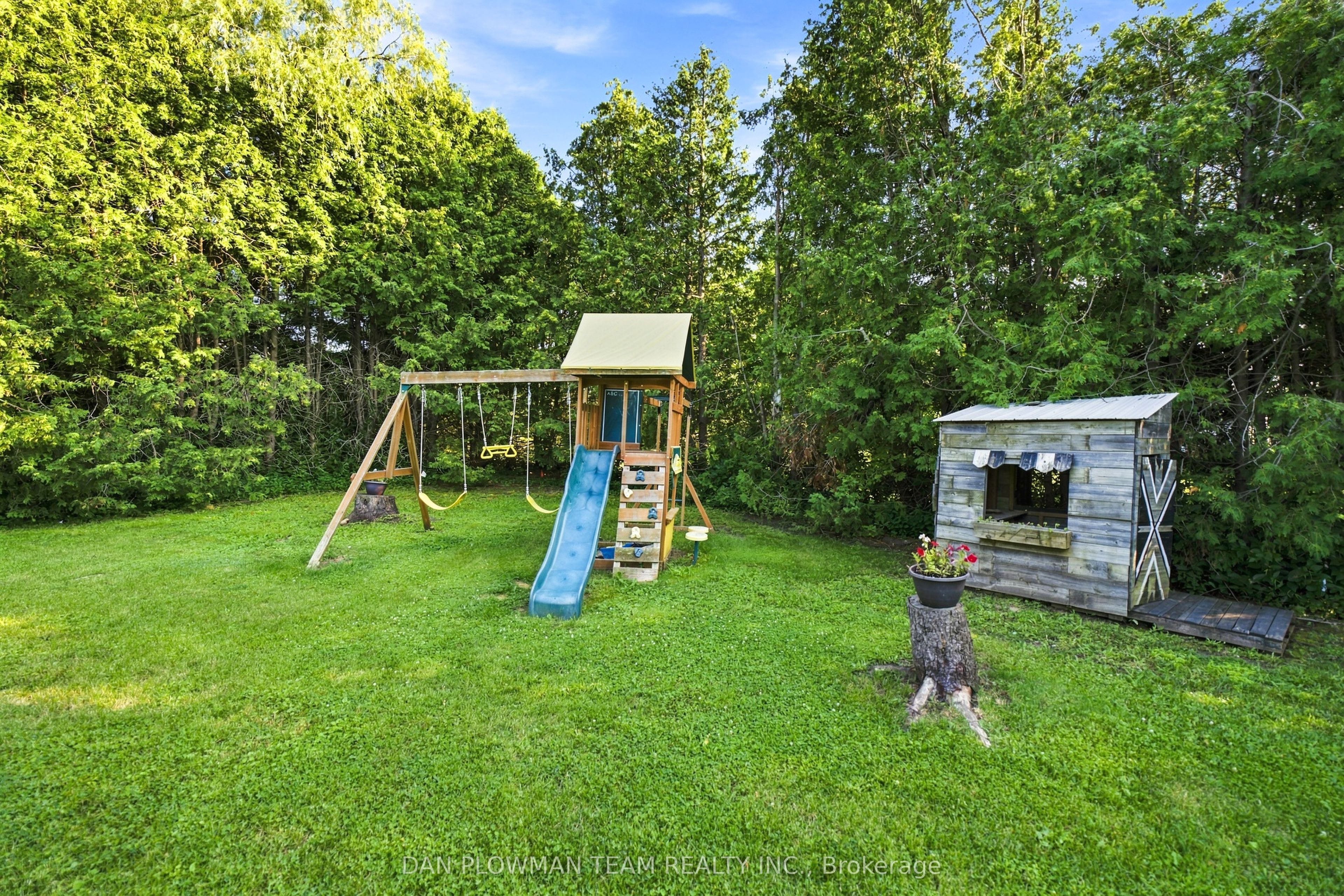 9 Valley Road Property Photo 41