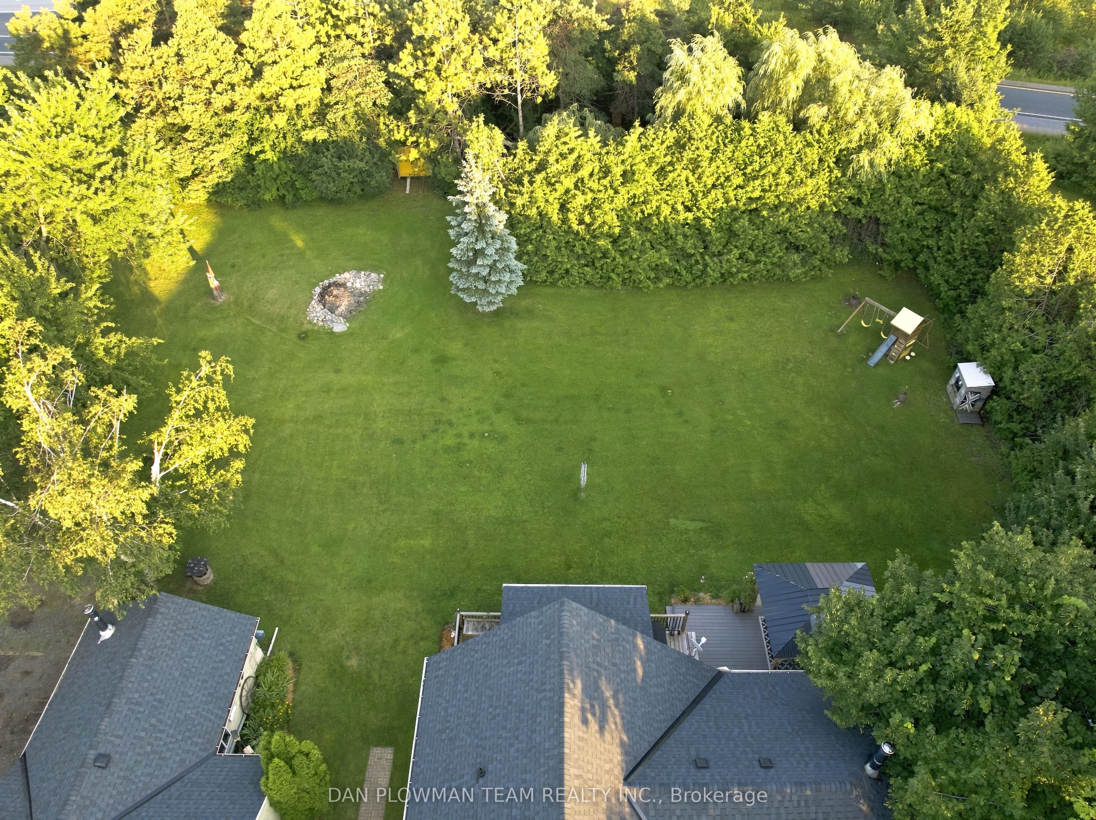 9 Valley Road Property Photo 43