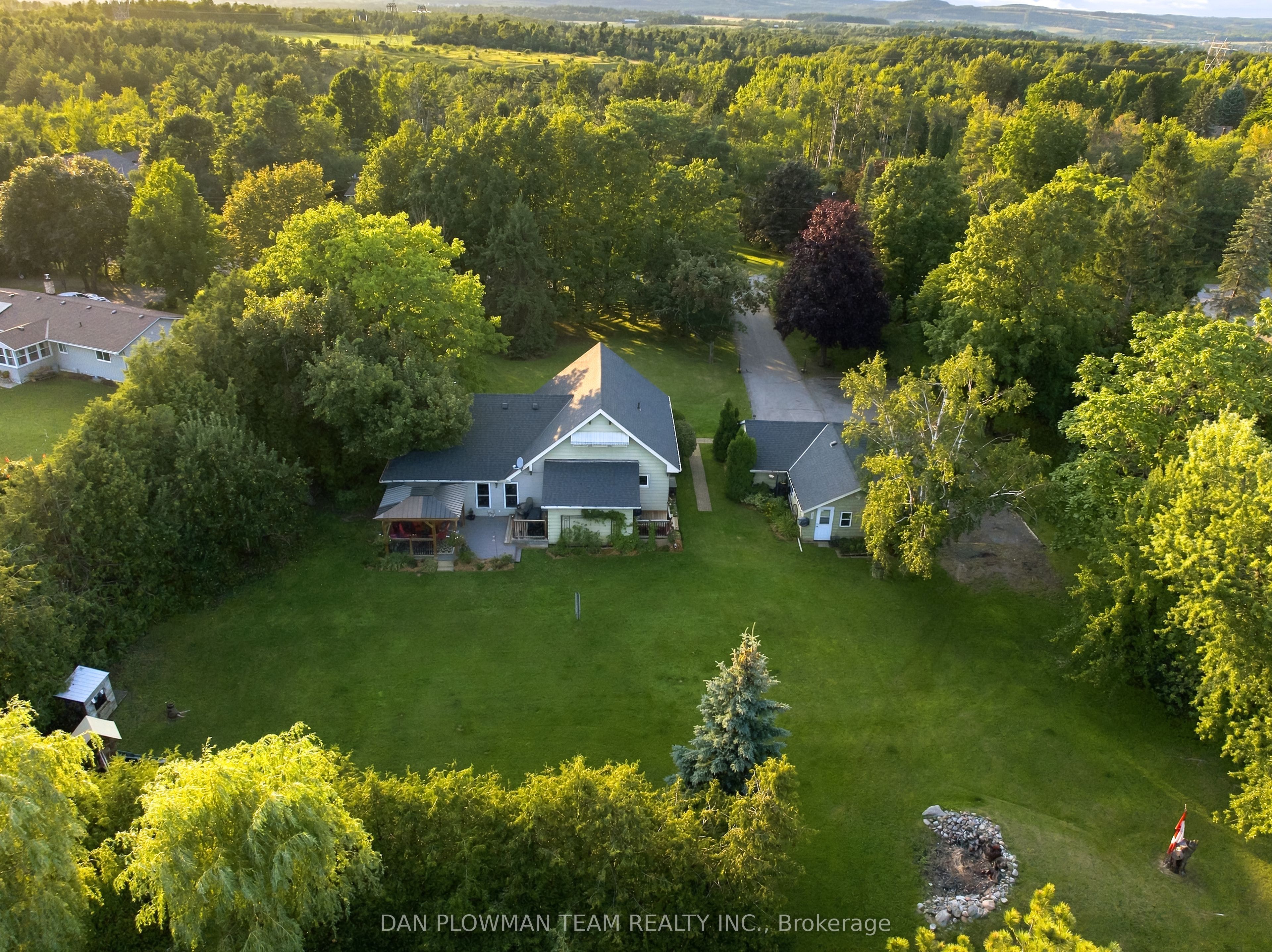 9 Valley Road Property Photo 44