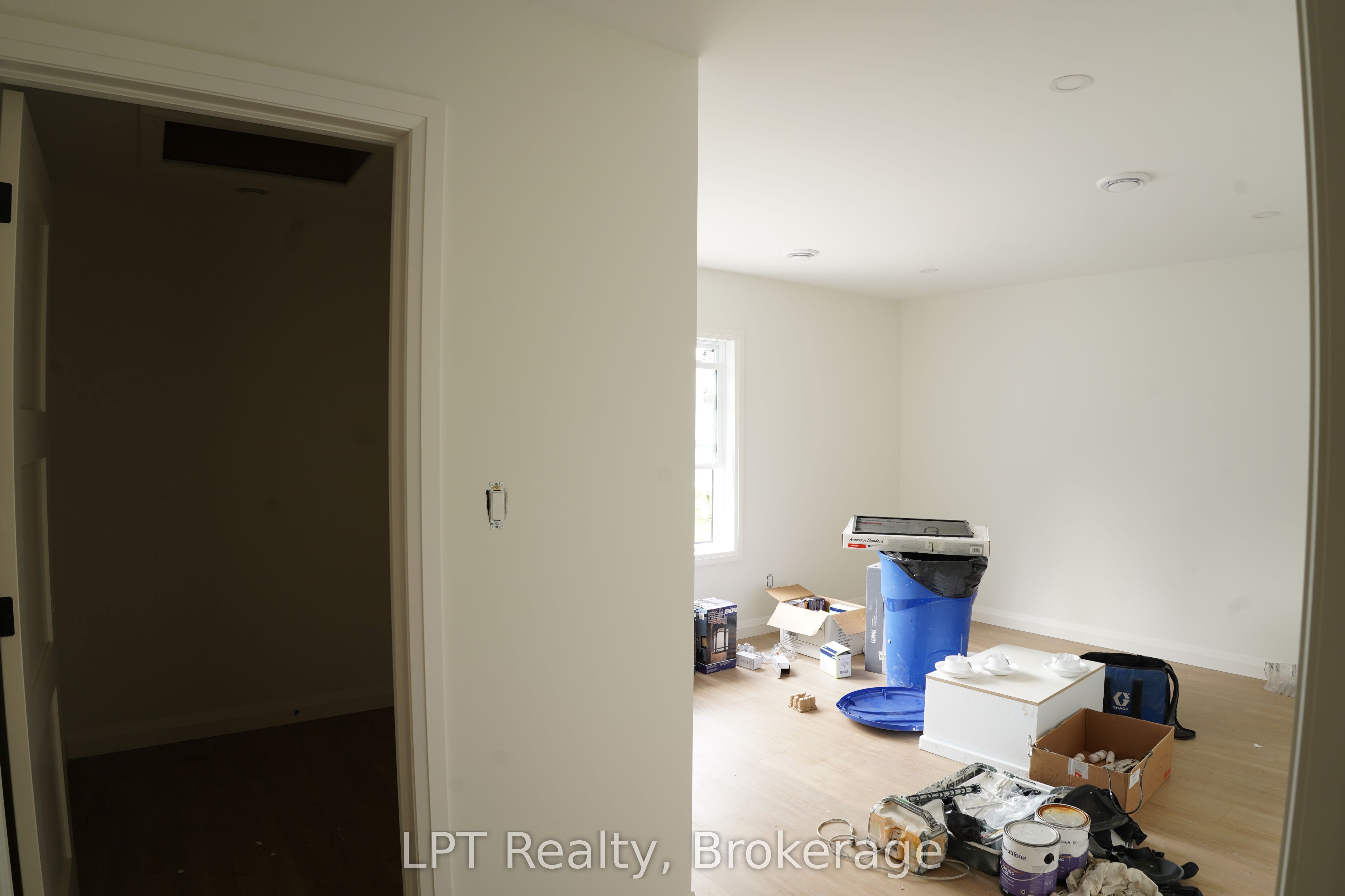 665 Watson Street Property Photo 14