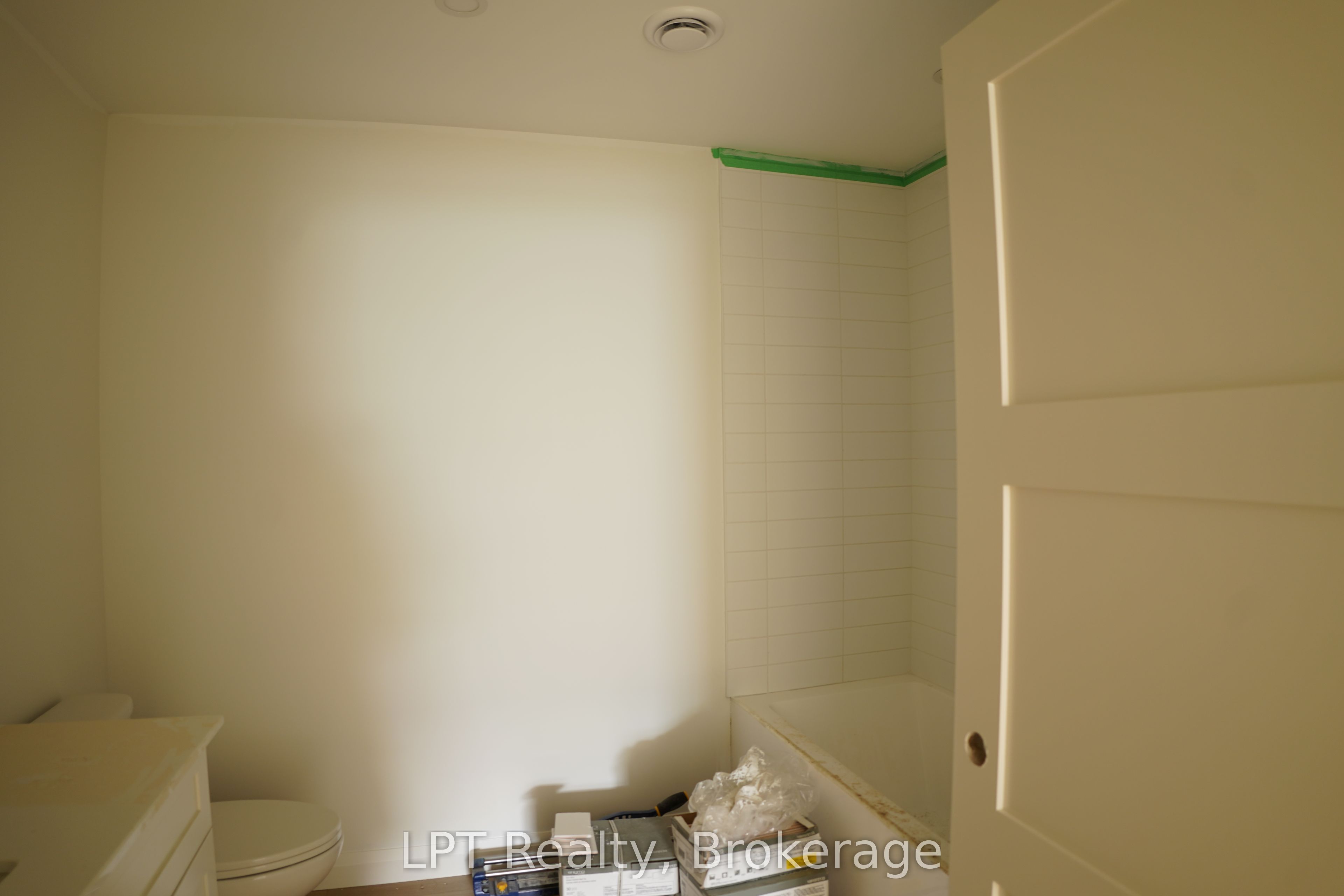 665 Watson Street Property Photo 17