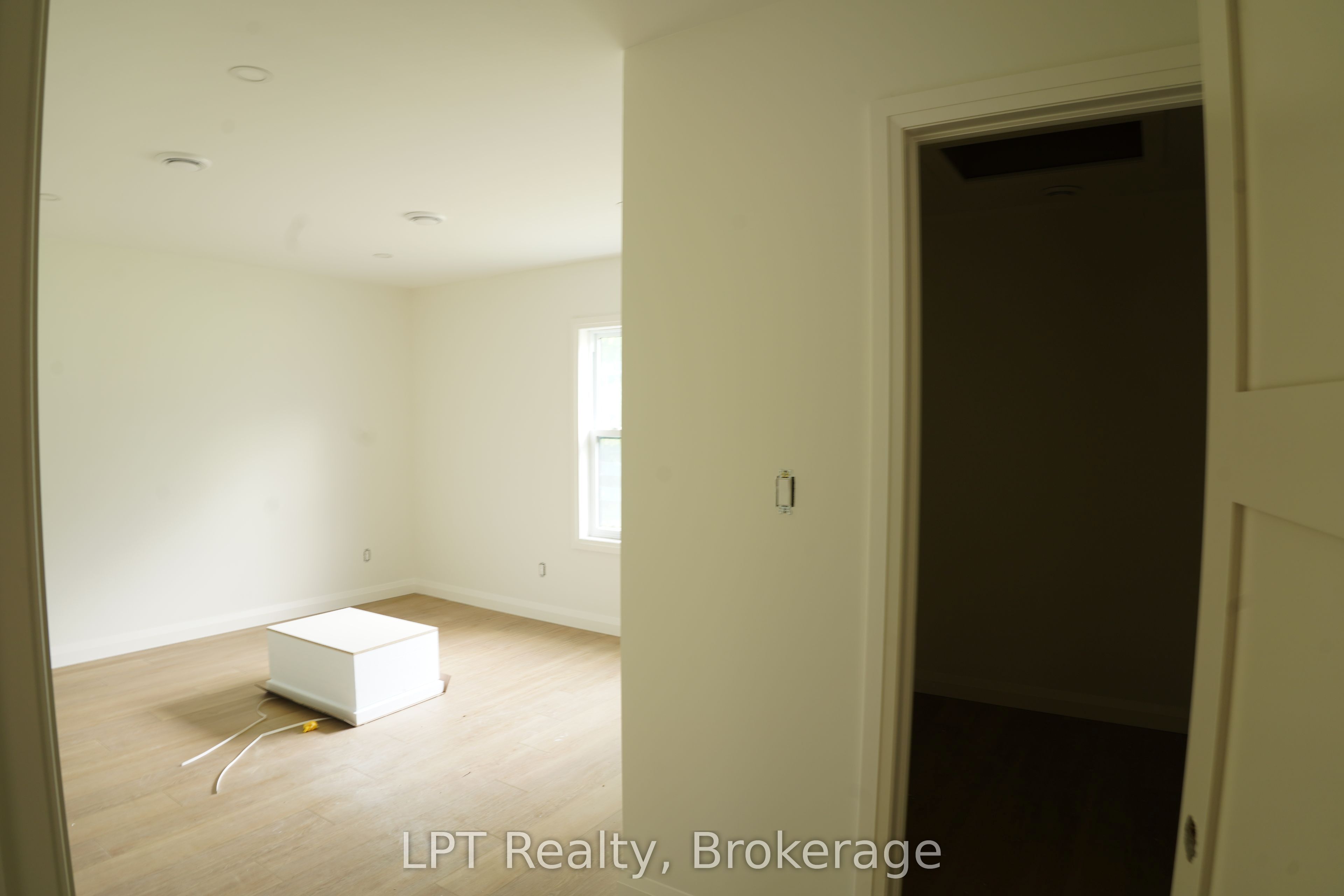665 Watson Street Property Photo 29