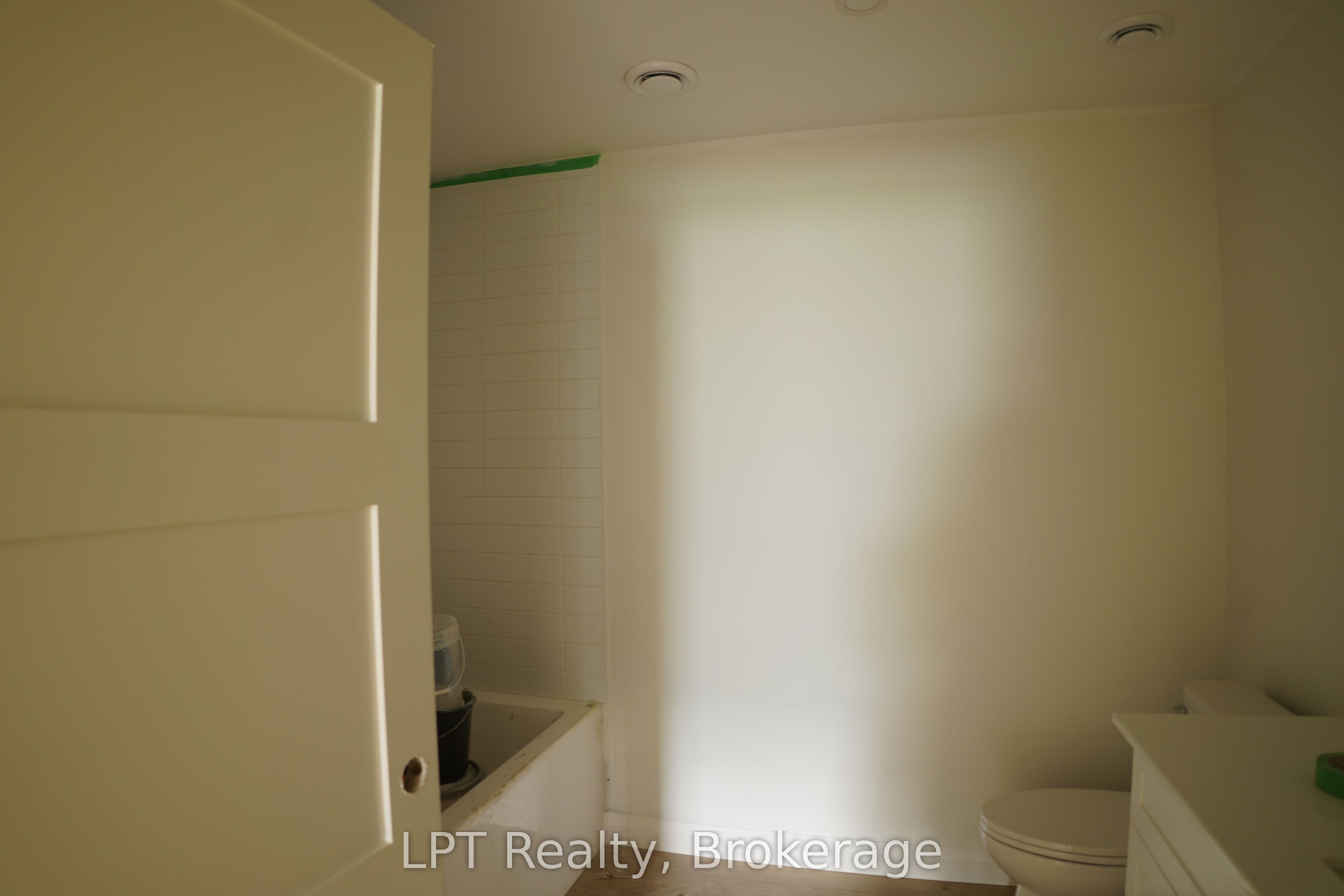 665 Watson Street Property Photo 31