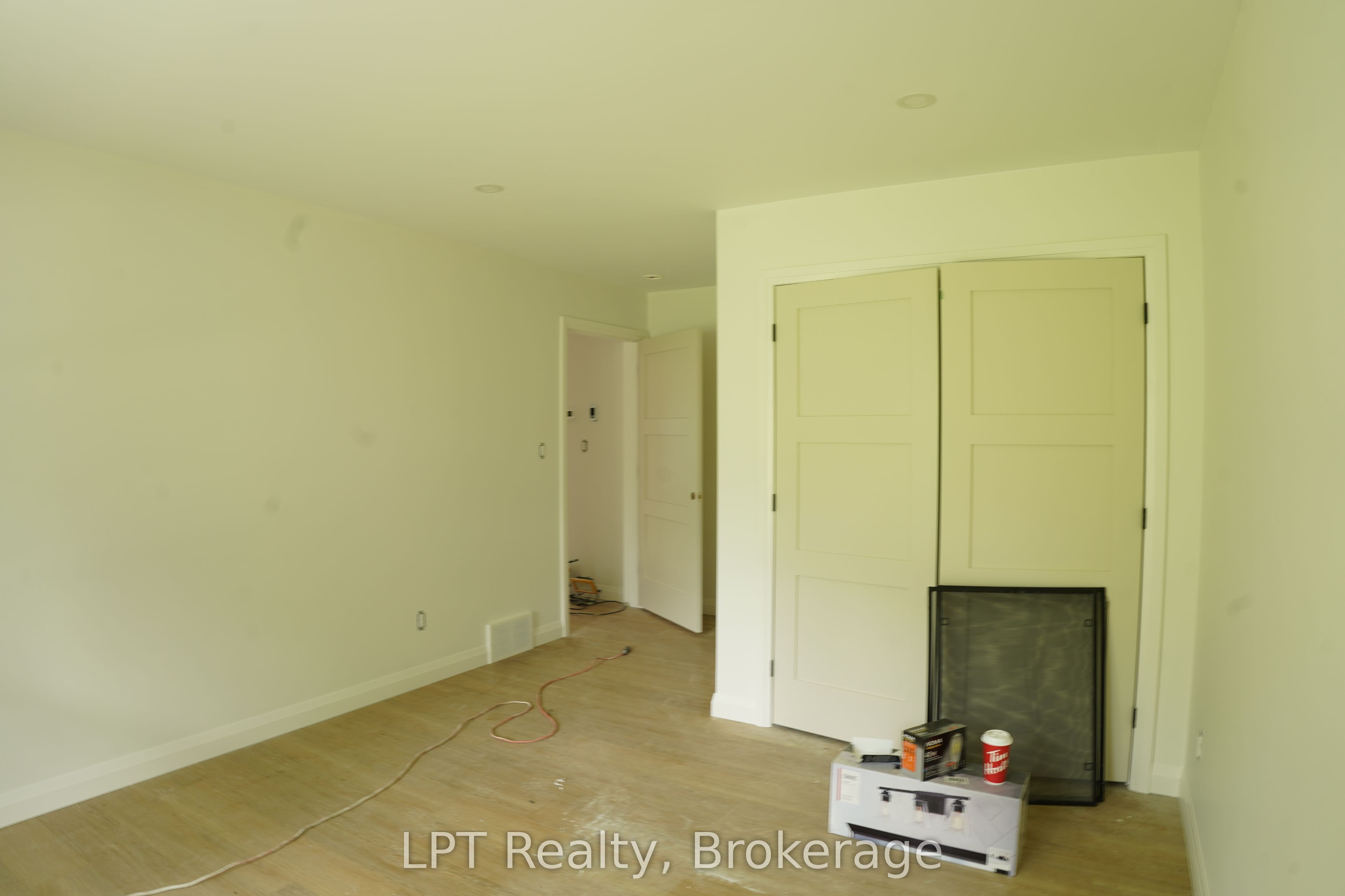 665 Watson Street Property Photo 33