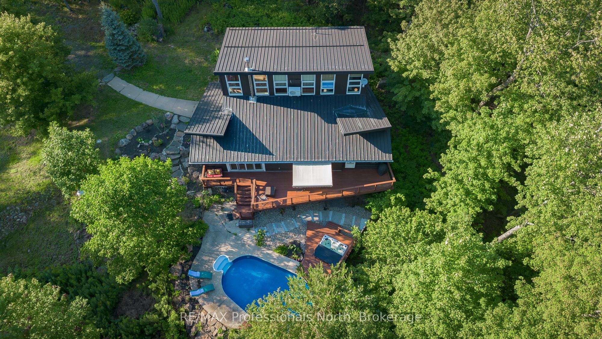 1756 Brunel Road Property Photo 1
