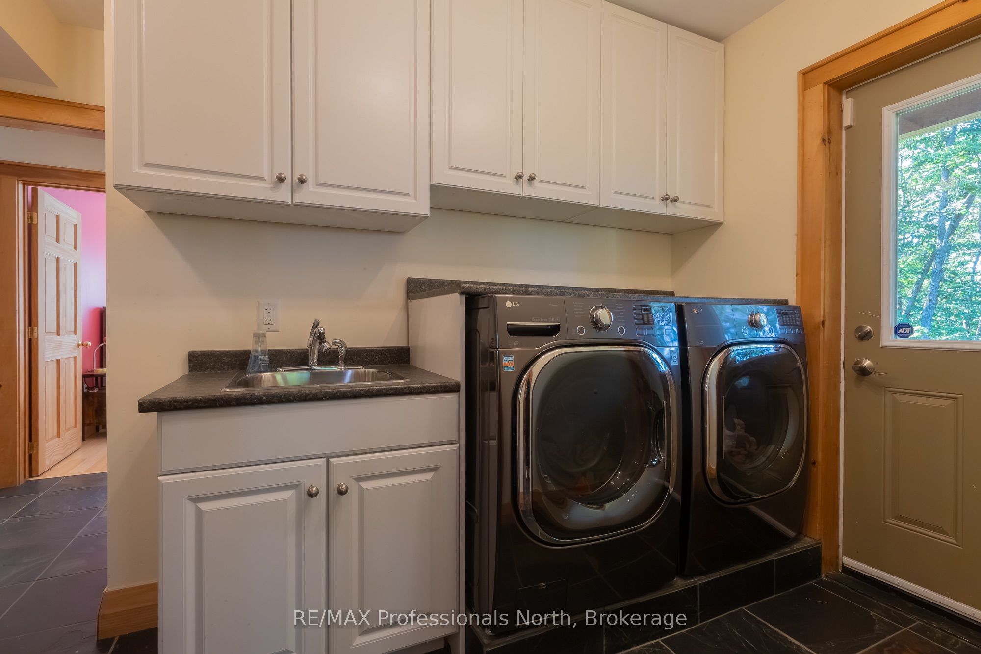 1756 Brunel Road Property Photo 25