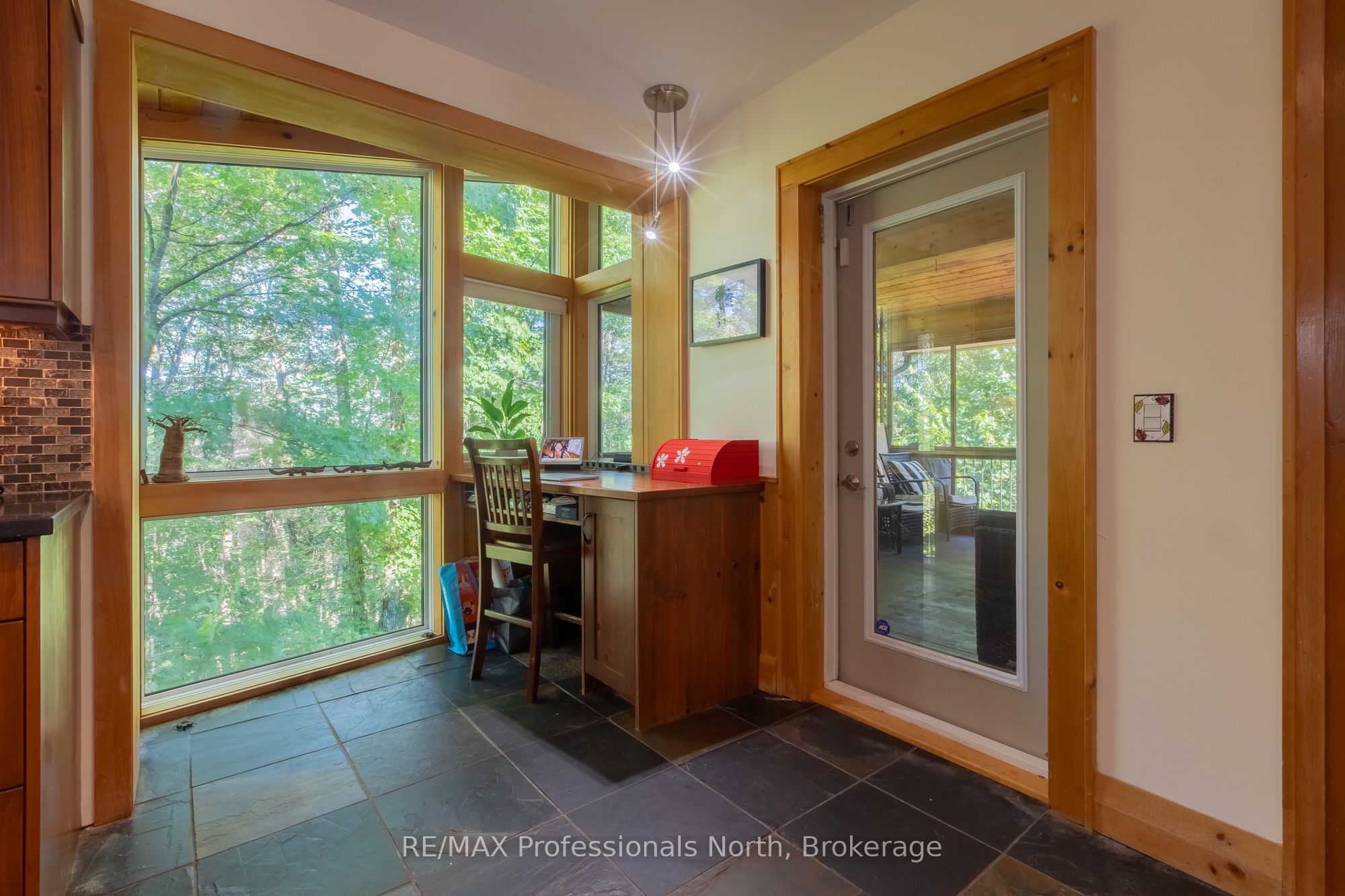 1756 Brunel Road Property Photo 26