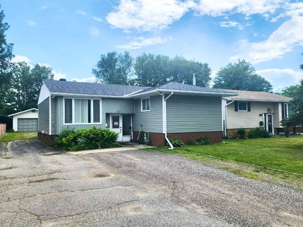 677 Tackaberry Drive Property Photo 1
