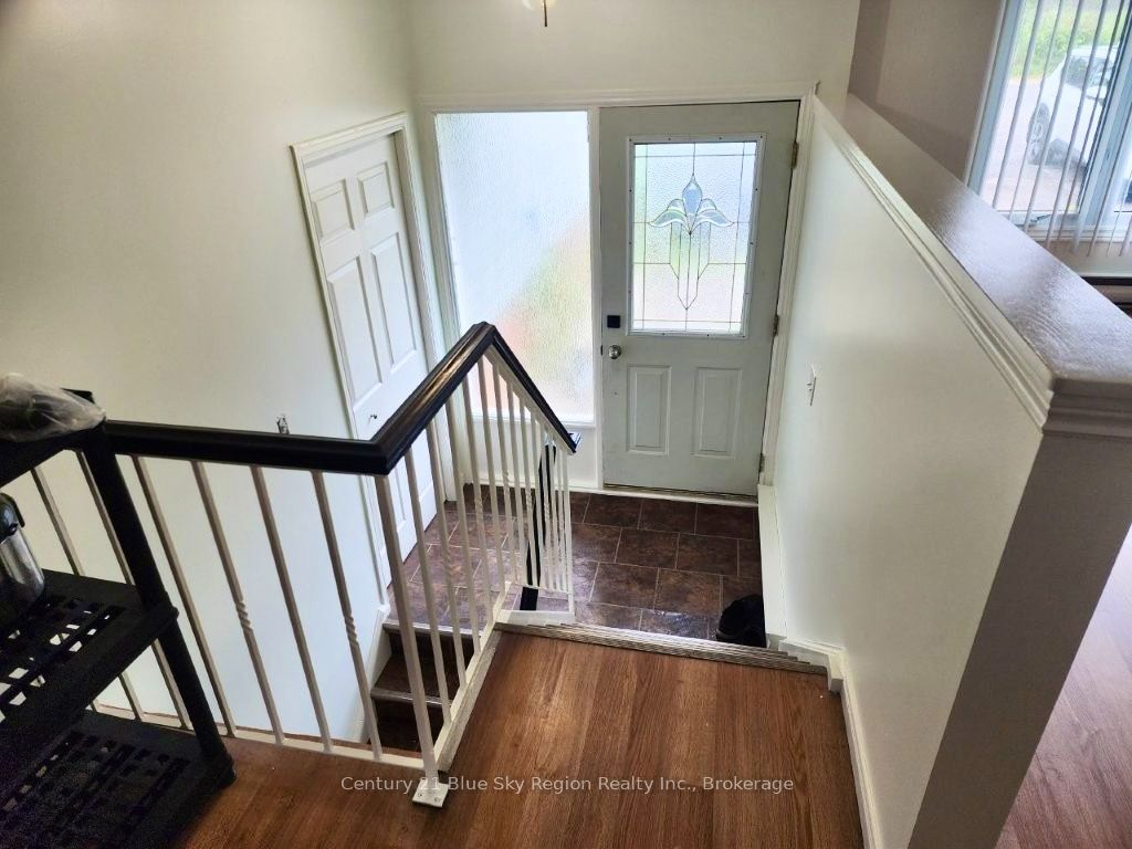 677 Tackaberry Drive Property Photo 11