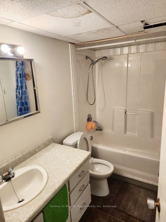677 Tackaberry Drive Property Photo 14
