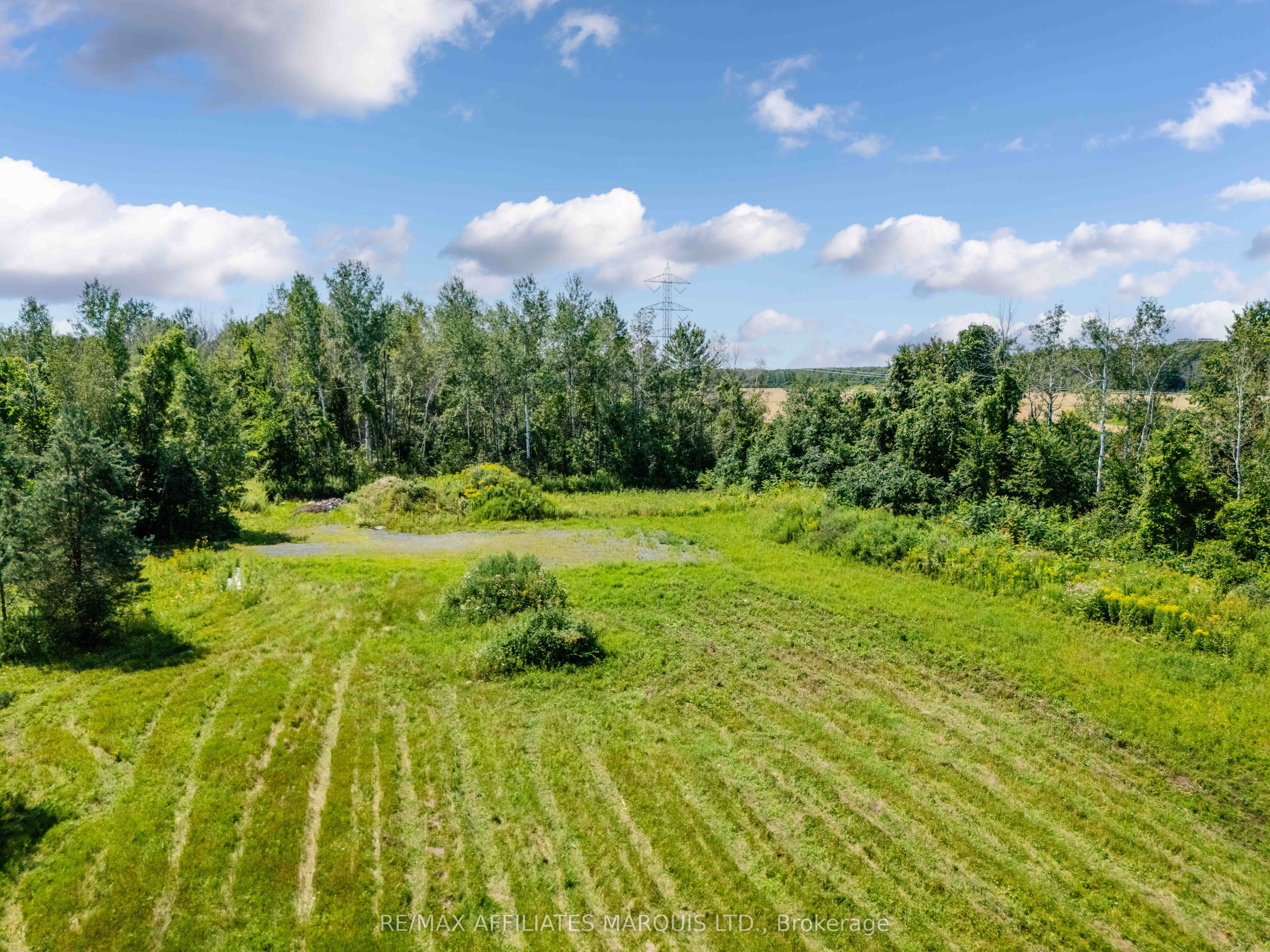 19519 Lapierre Road Property Photo 12