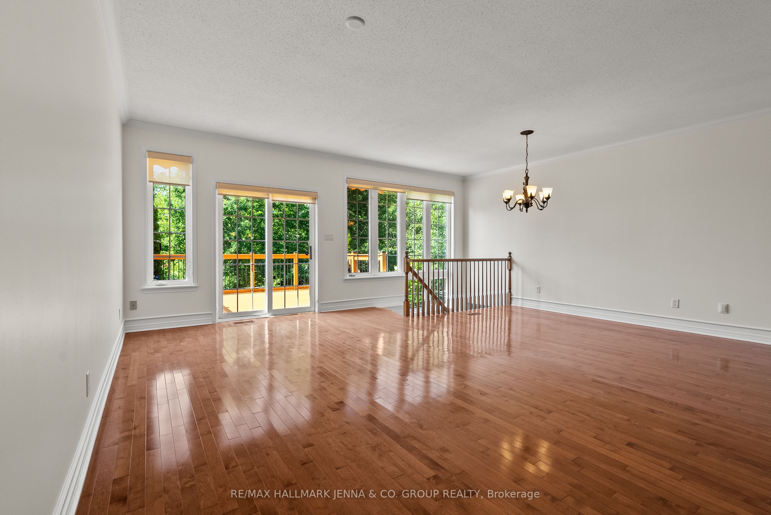 110 Heathercrest Private Property Photo 14