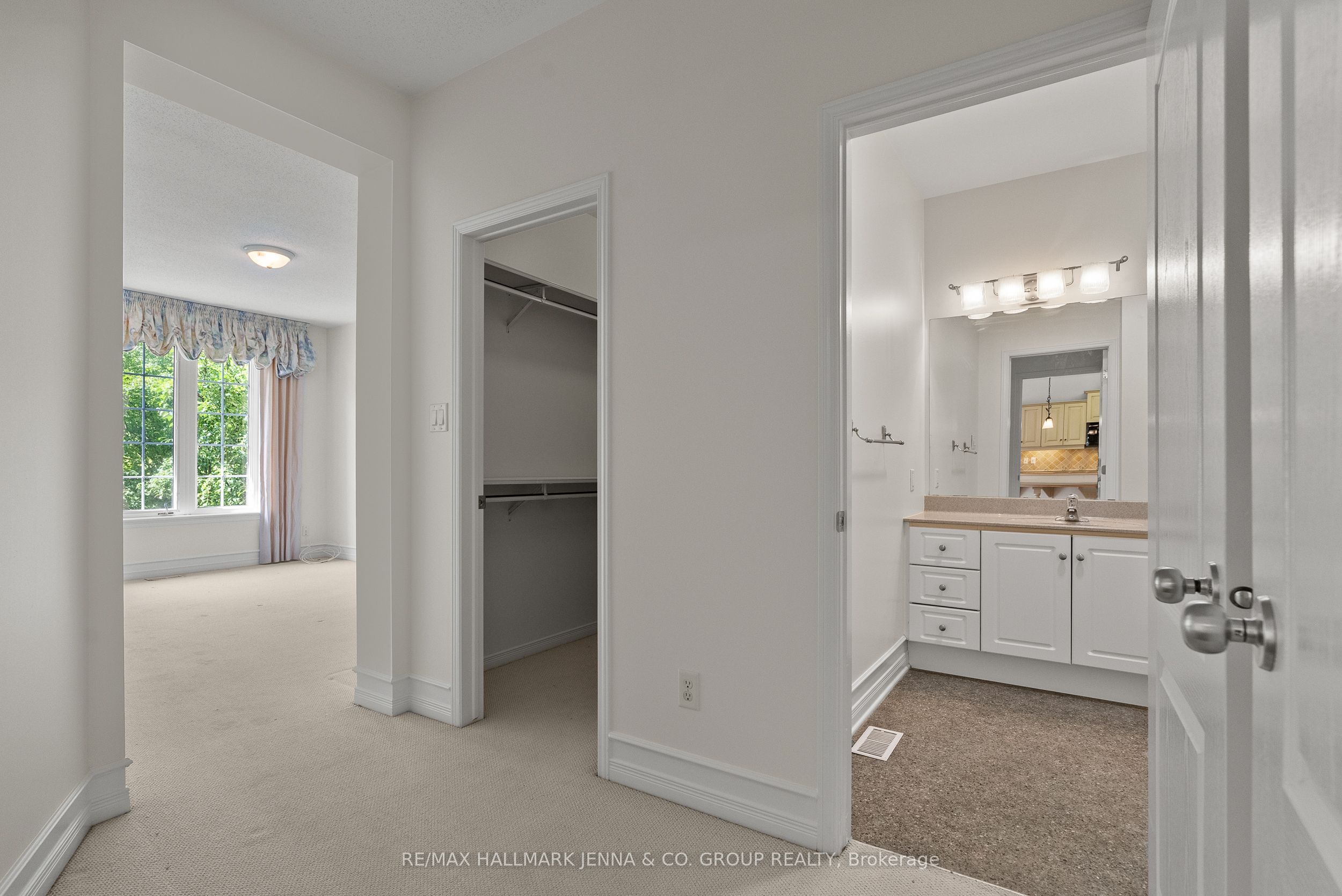 110 Heathercrest Private Property Photo 15