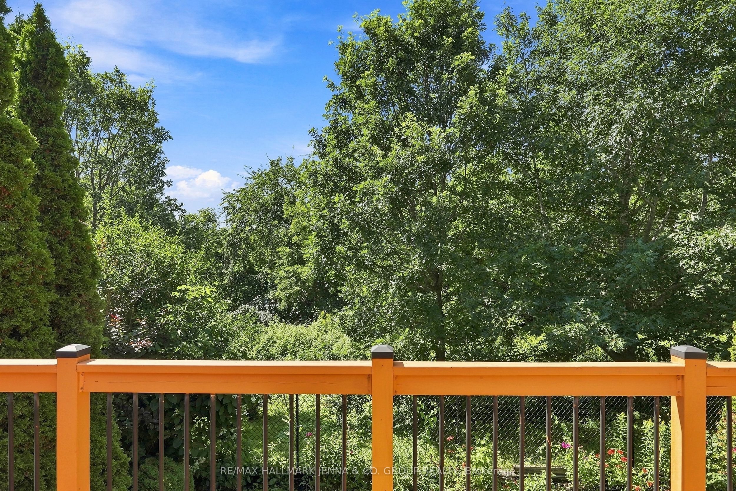110 Heathercrest Private Property Photo 29