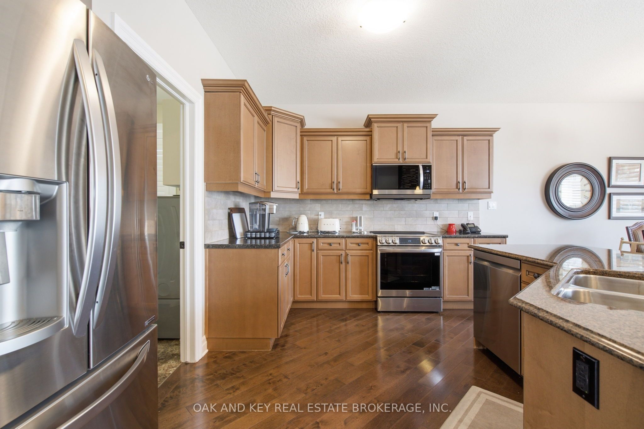 3278 Colonel Talbot Road 210 Property Photo 13