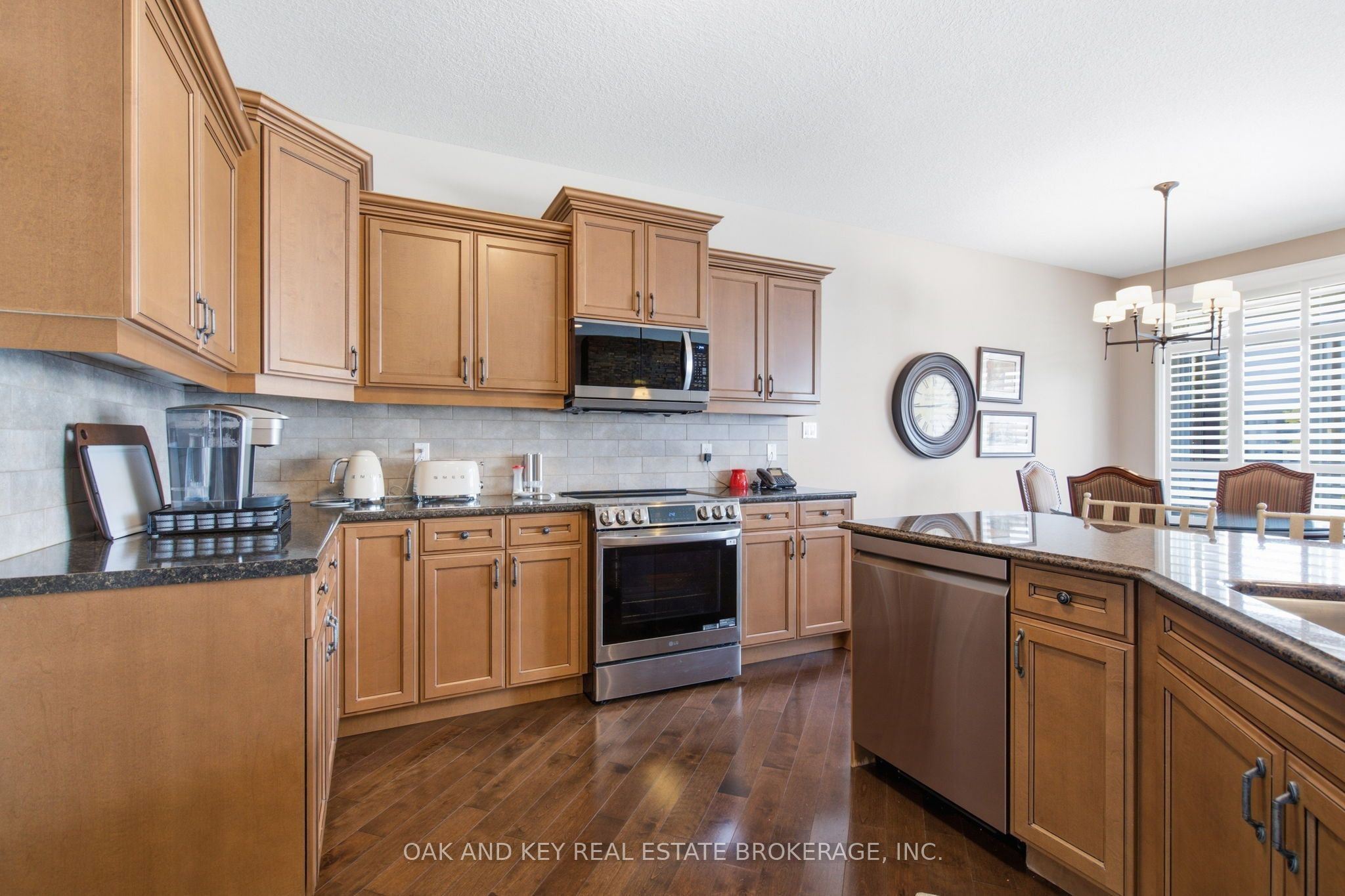 3278 Colonel Talbot Road 210 Property Photo 14