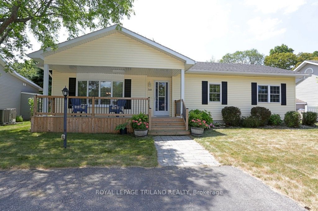 348 Shannon Boulevard Property Photo 2