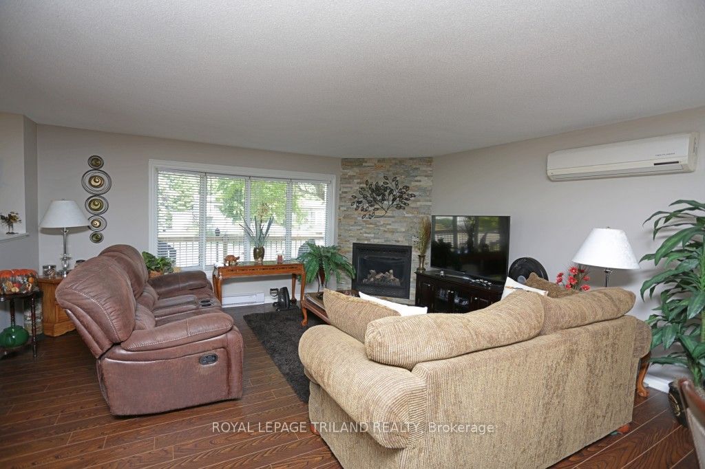348 Shannon Boulevard Property Photo 10