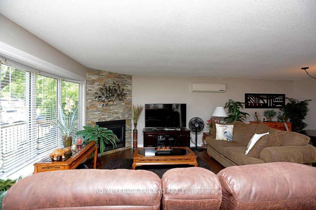 348 Shannon Boulevard Property Photo 11