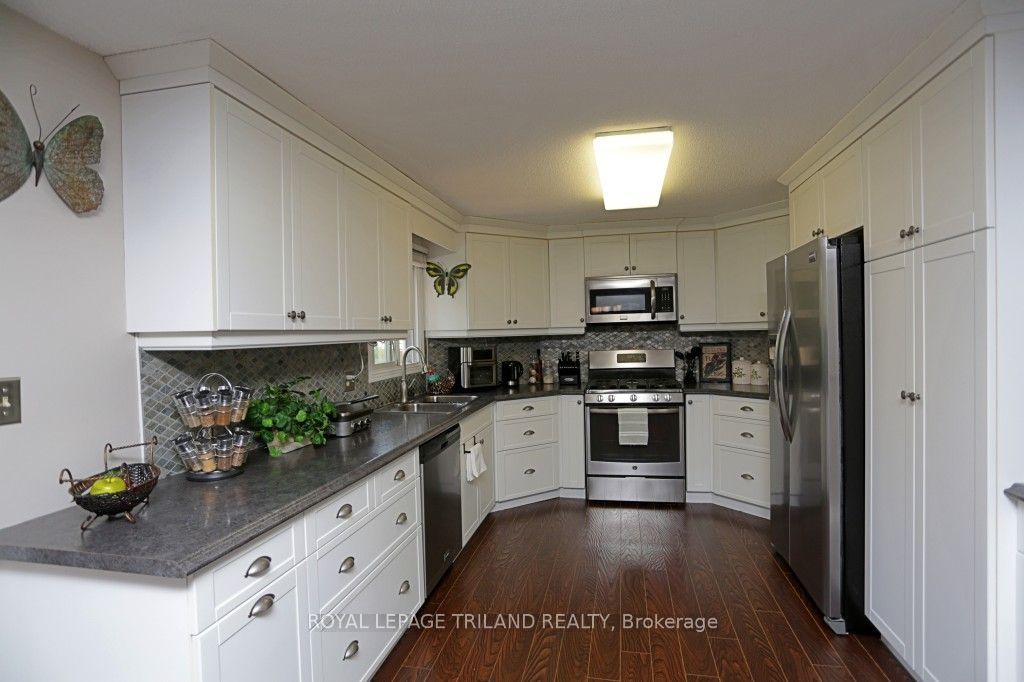 348 Shannon Boulevard Property Photo 15