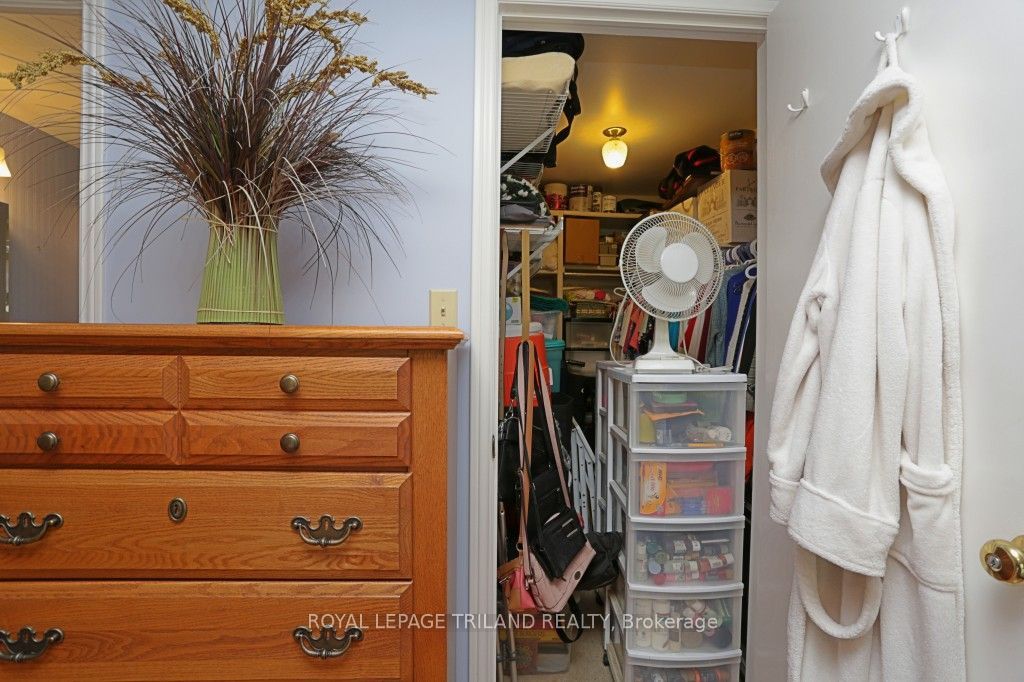 348 Shannon Boulevard Property Photo 27