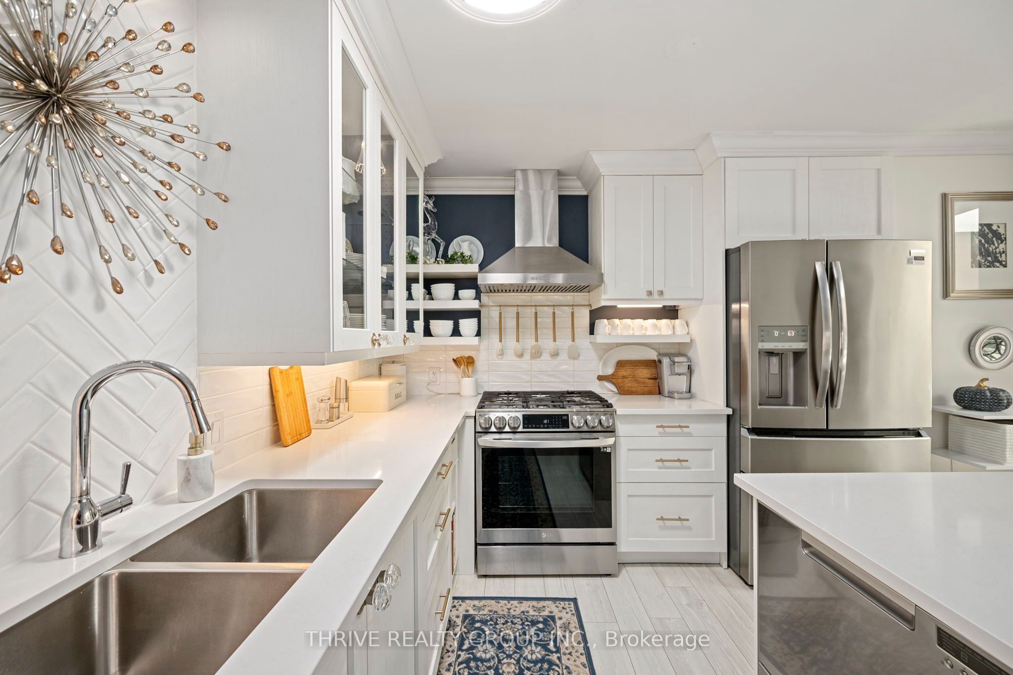 1036 William Street Property Photo 10