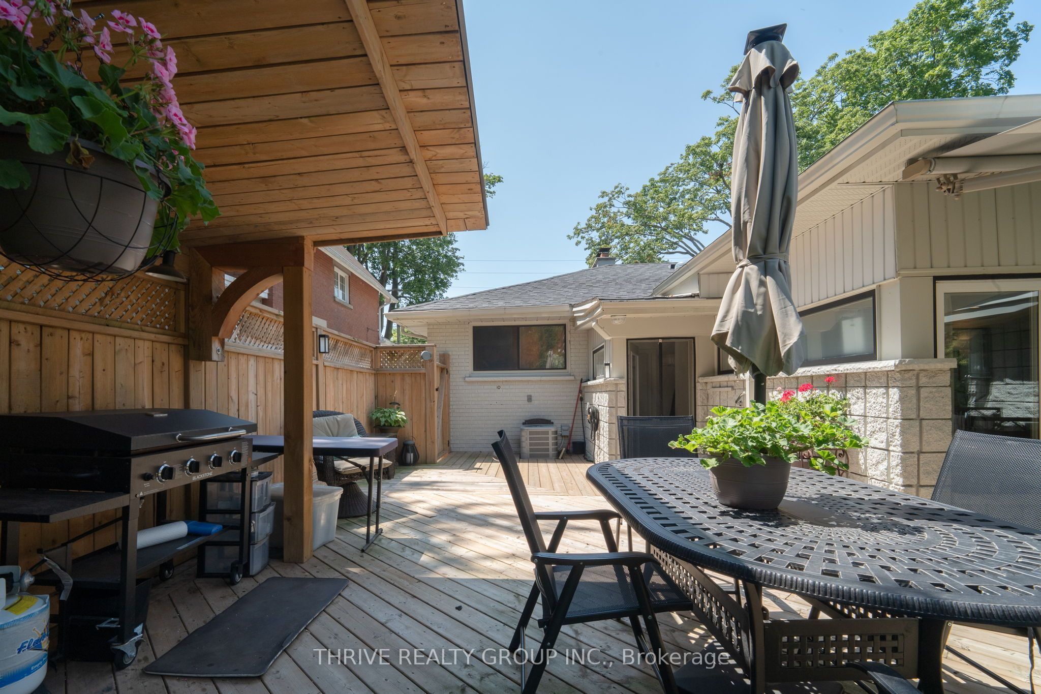1036 William Street Property Photo 35