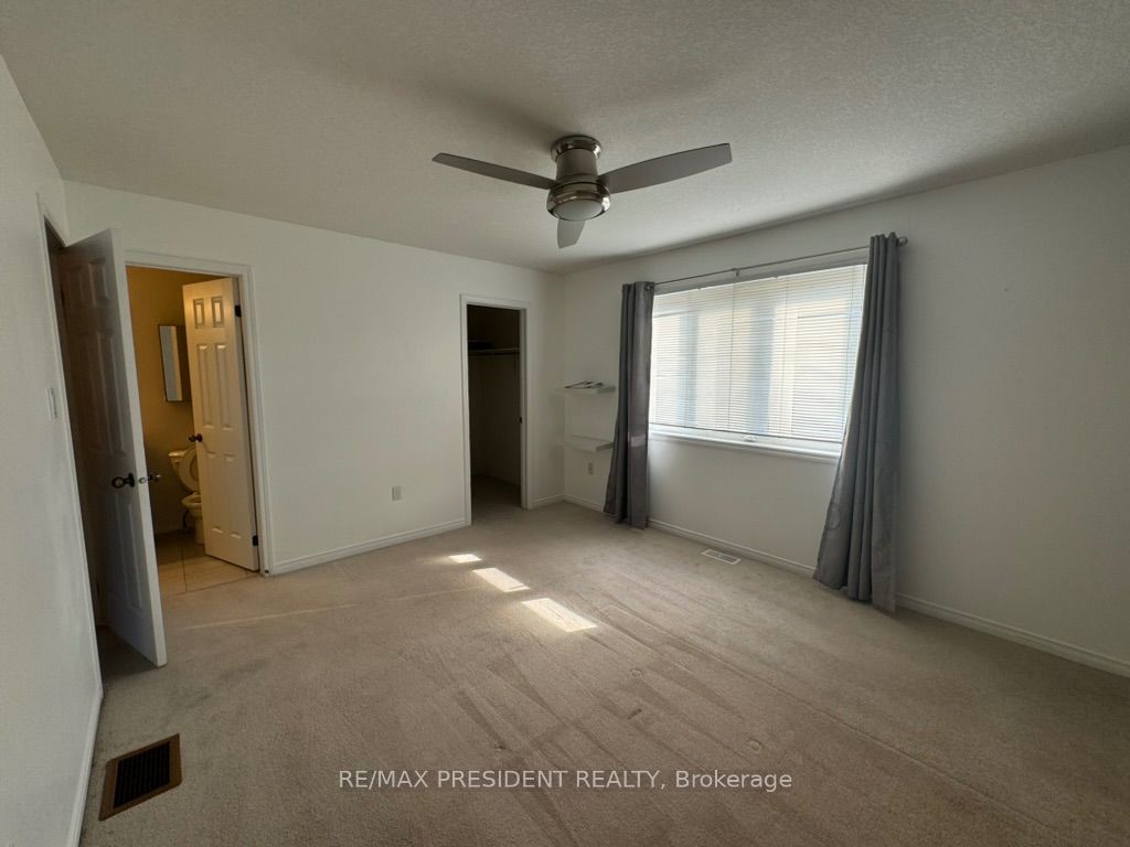 4 Avedisian Street Property Photo 14