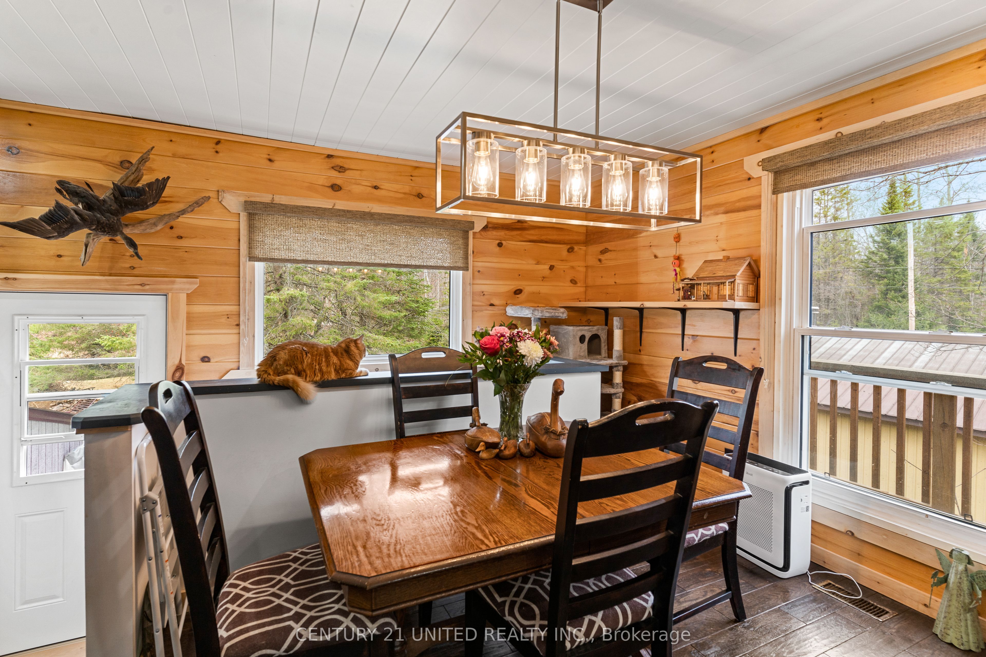 1001 English Circle Property Photo 13