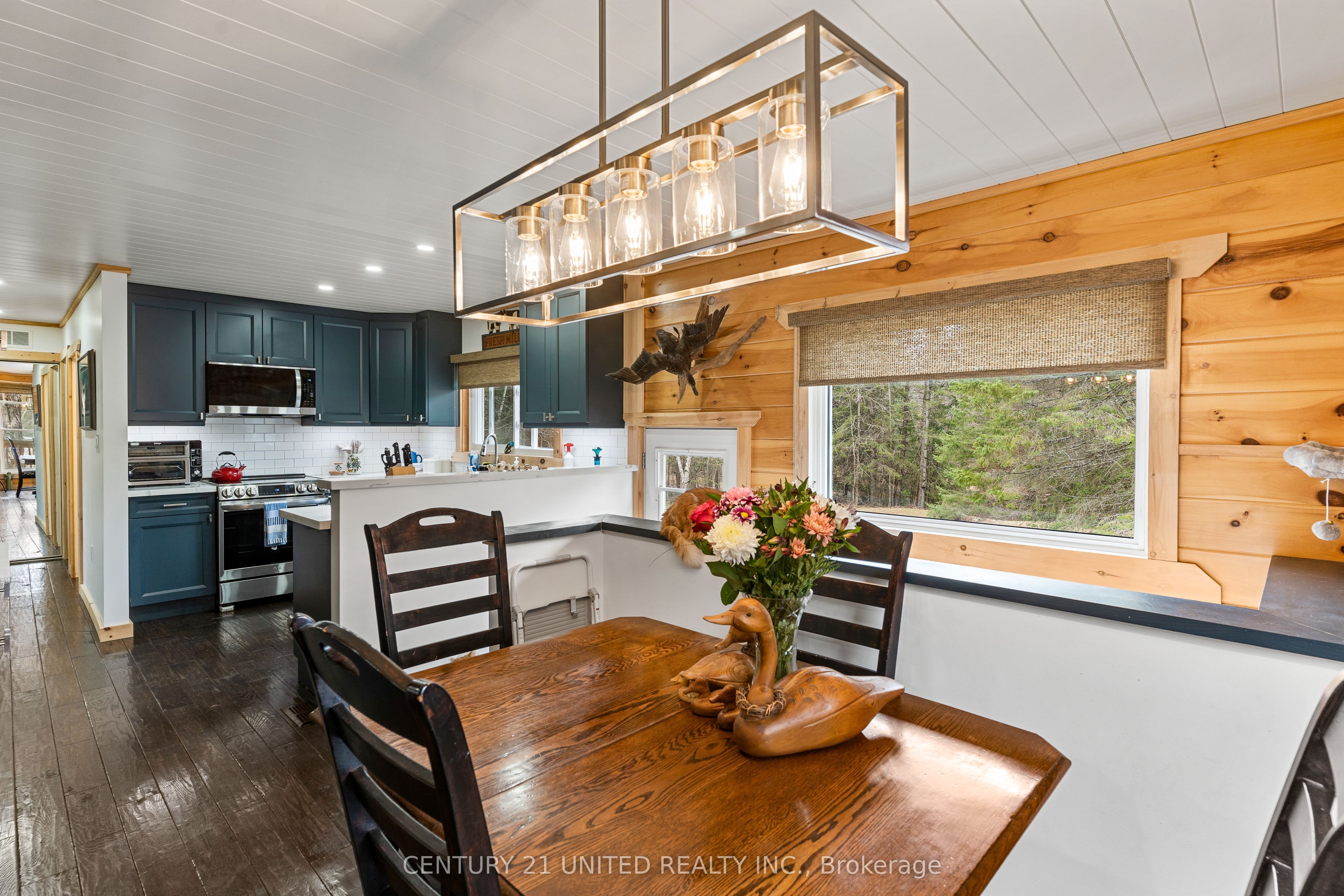 1001 English Circle Property Photo 16