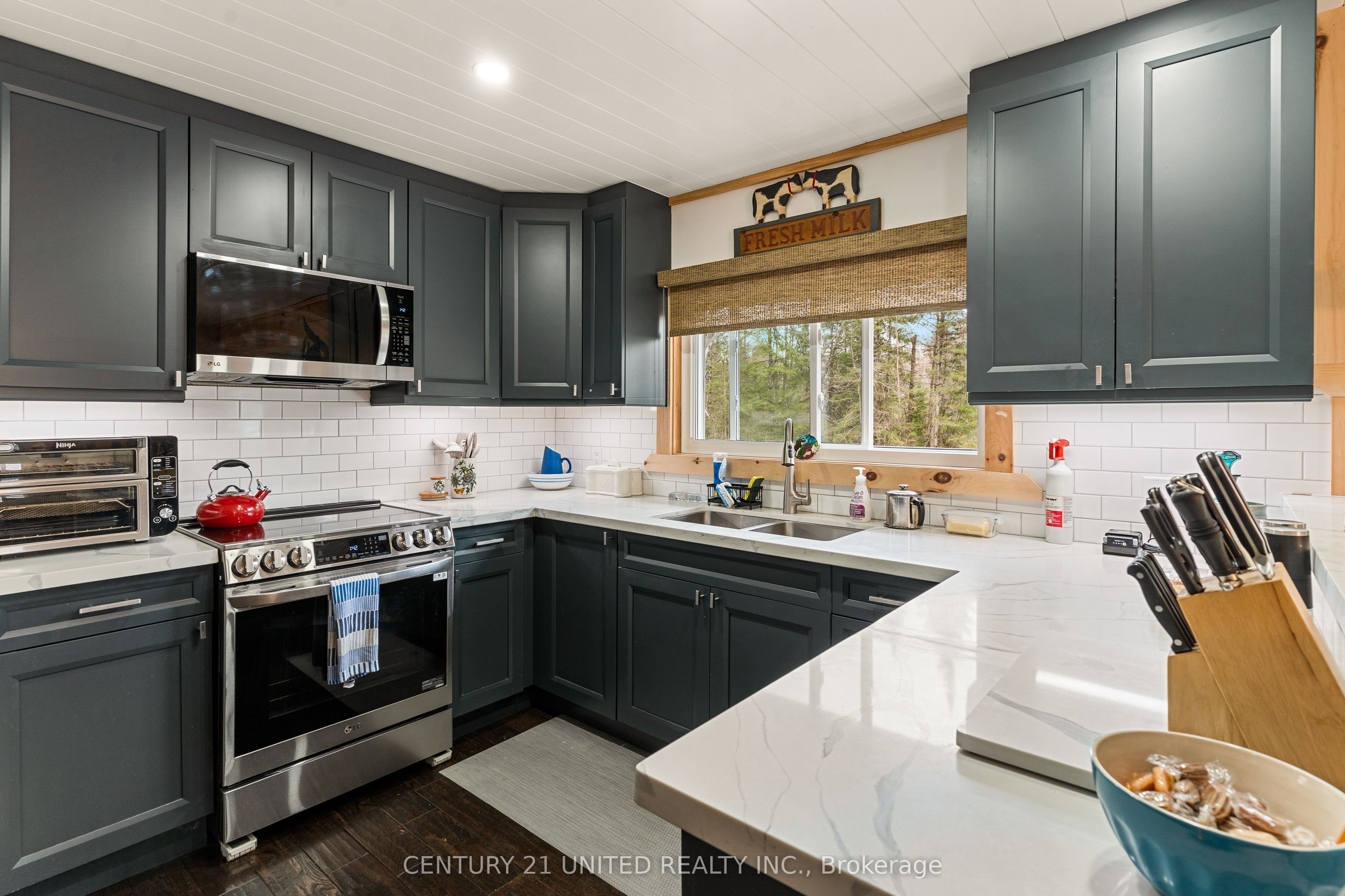 1001 English Circle Property Photo 19