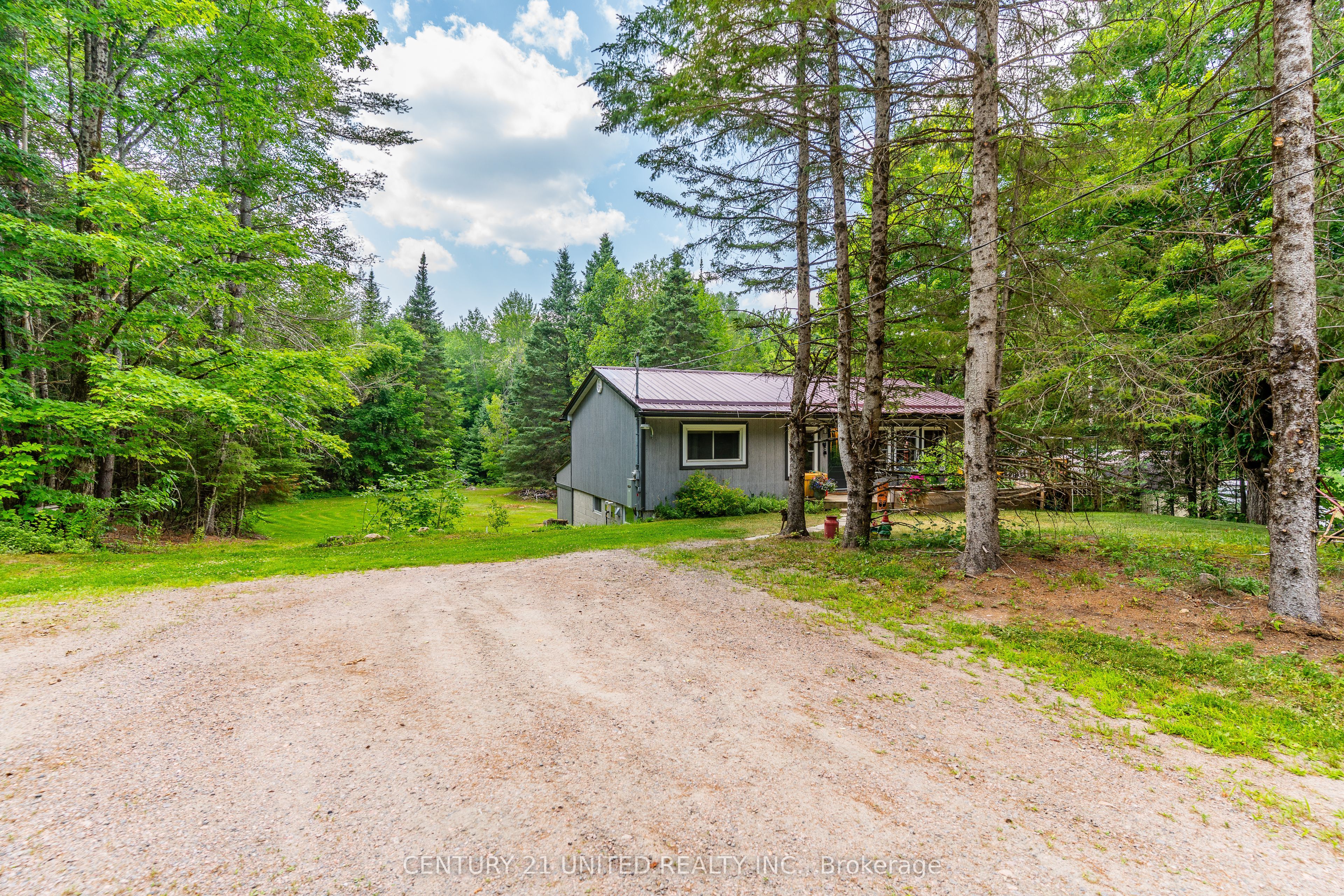 1001 English Circle Property Photo 45