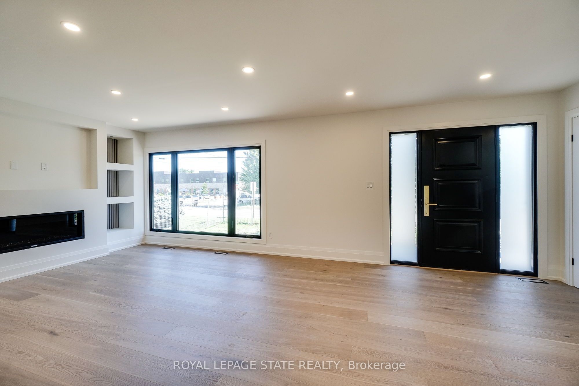 24 Royce Avenue Property Photo 7