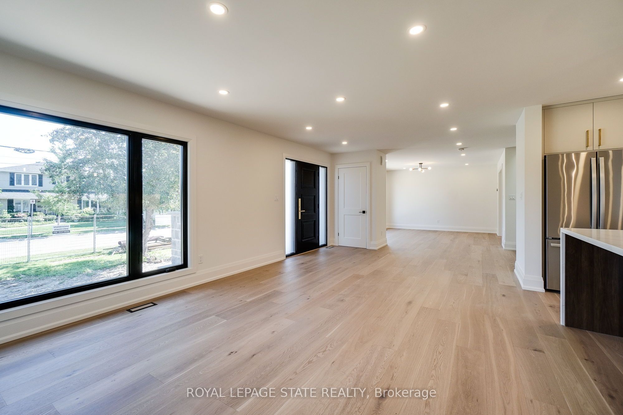 24 Royce Avenue Property Photo 17