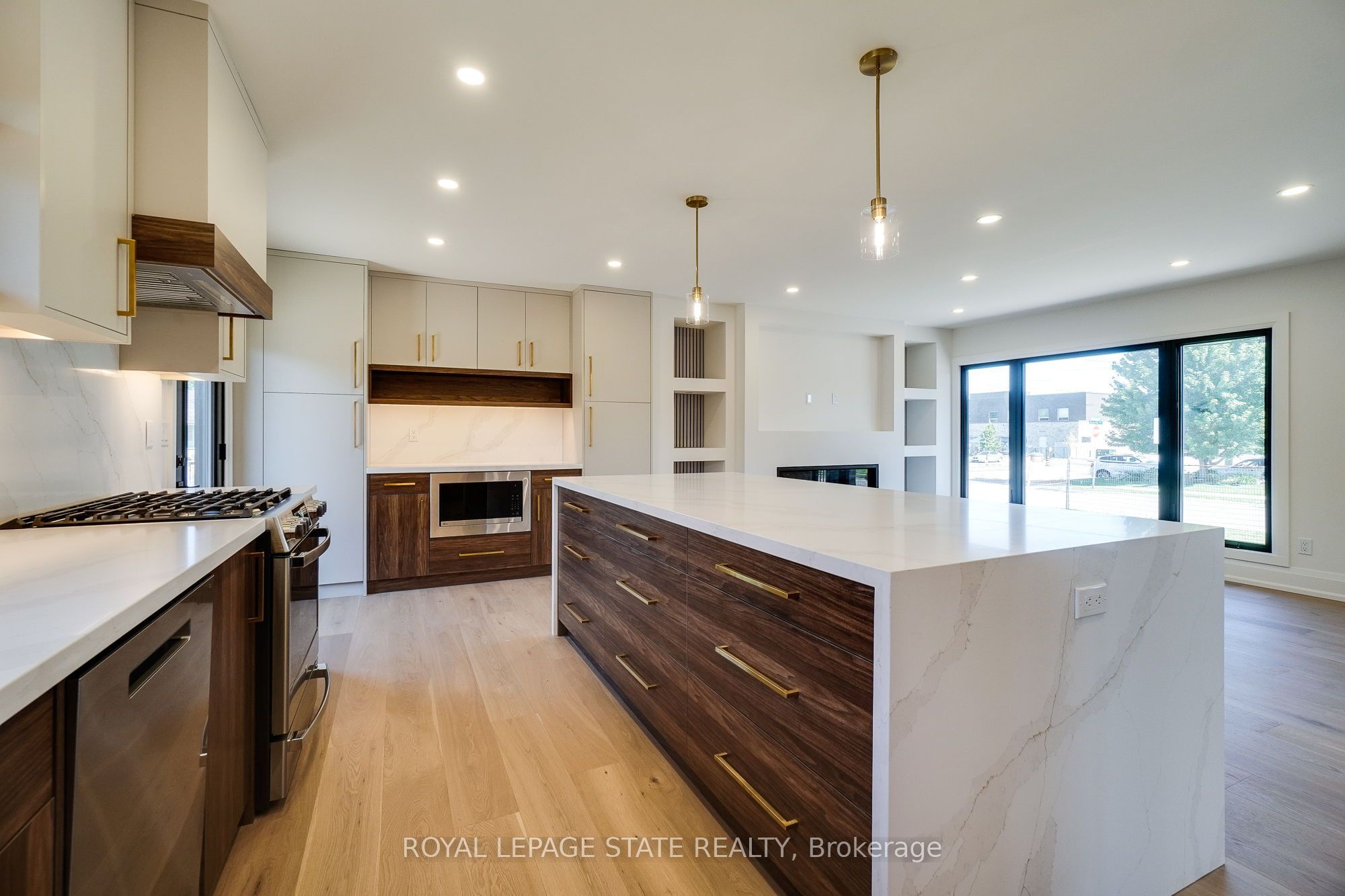 24 Royce Avenue Property Photo 22