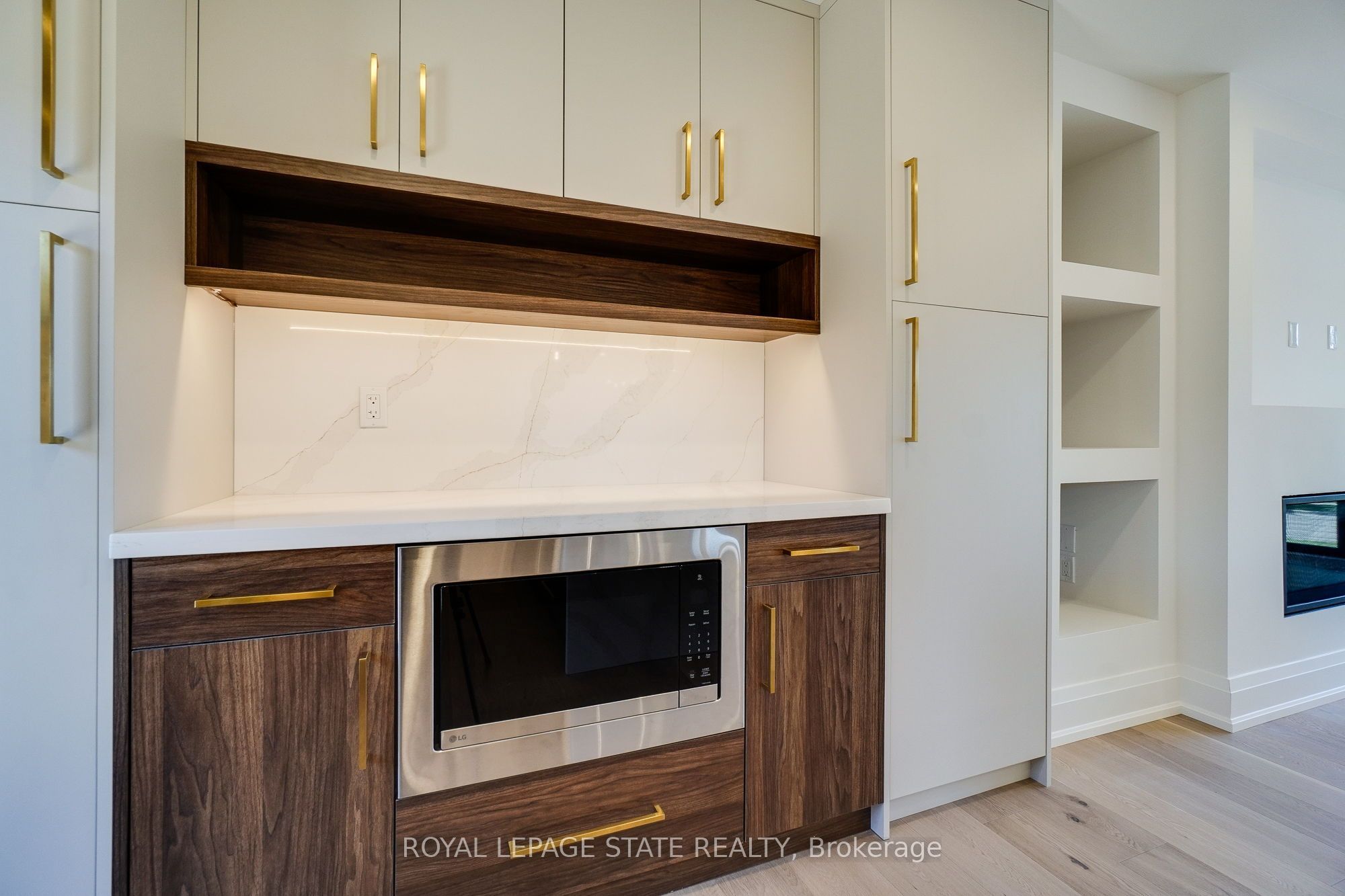 24 Royce Avenue Property Photo 23