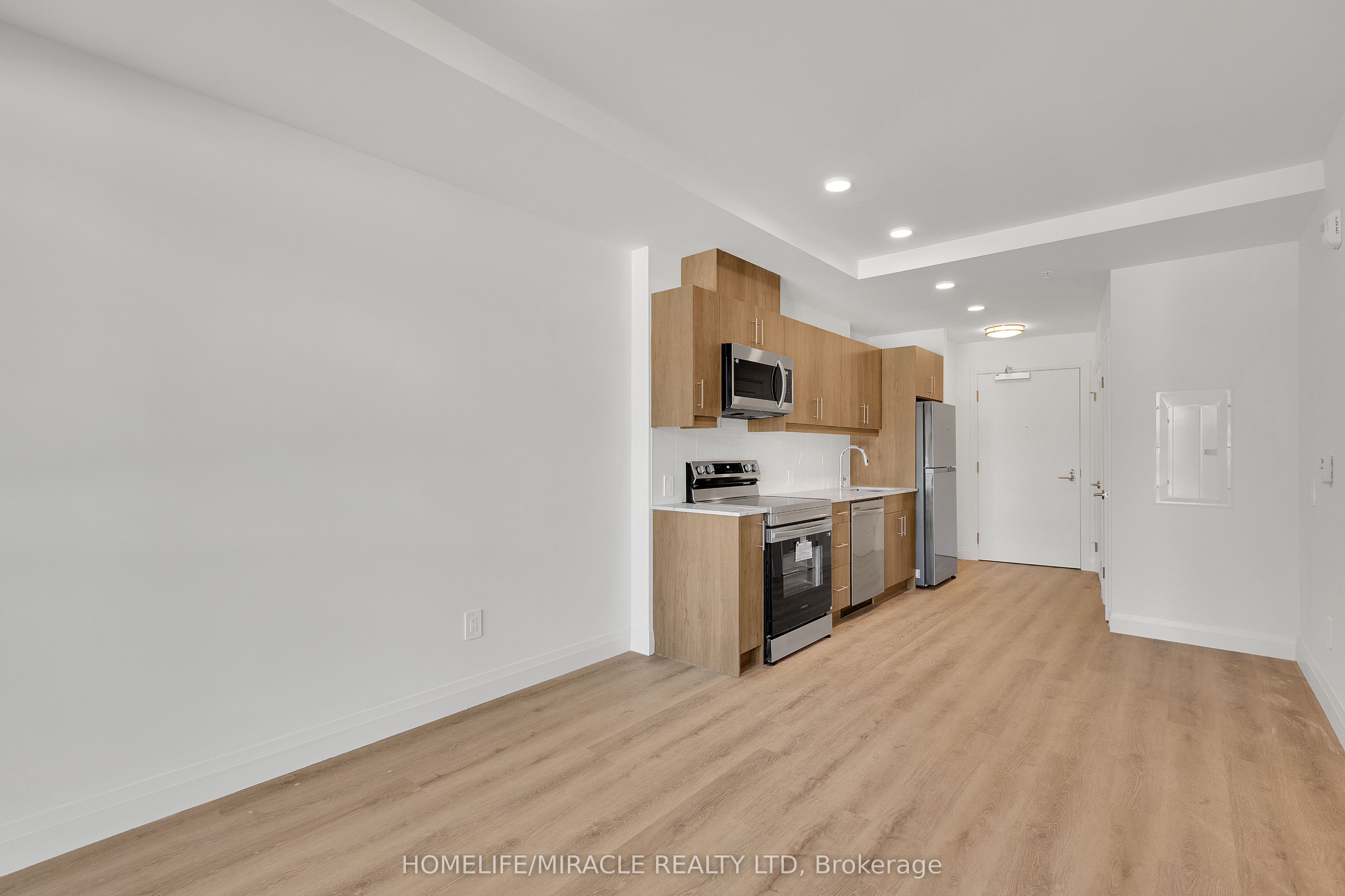 1333 Weber Street E 201 Property Photo 5
