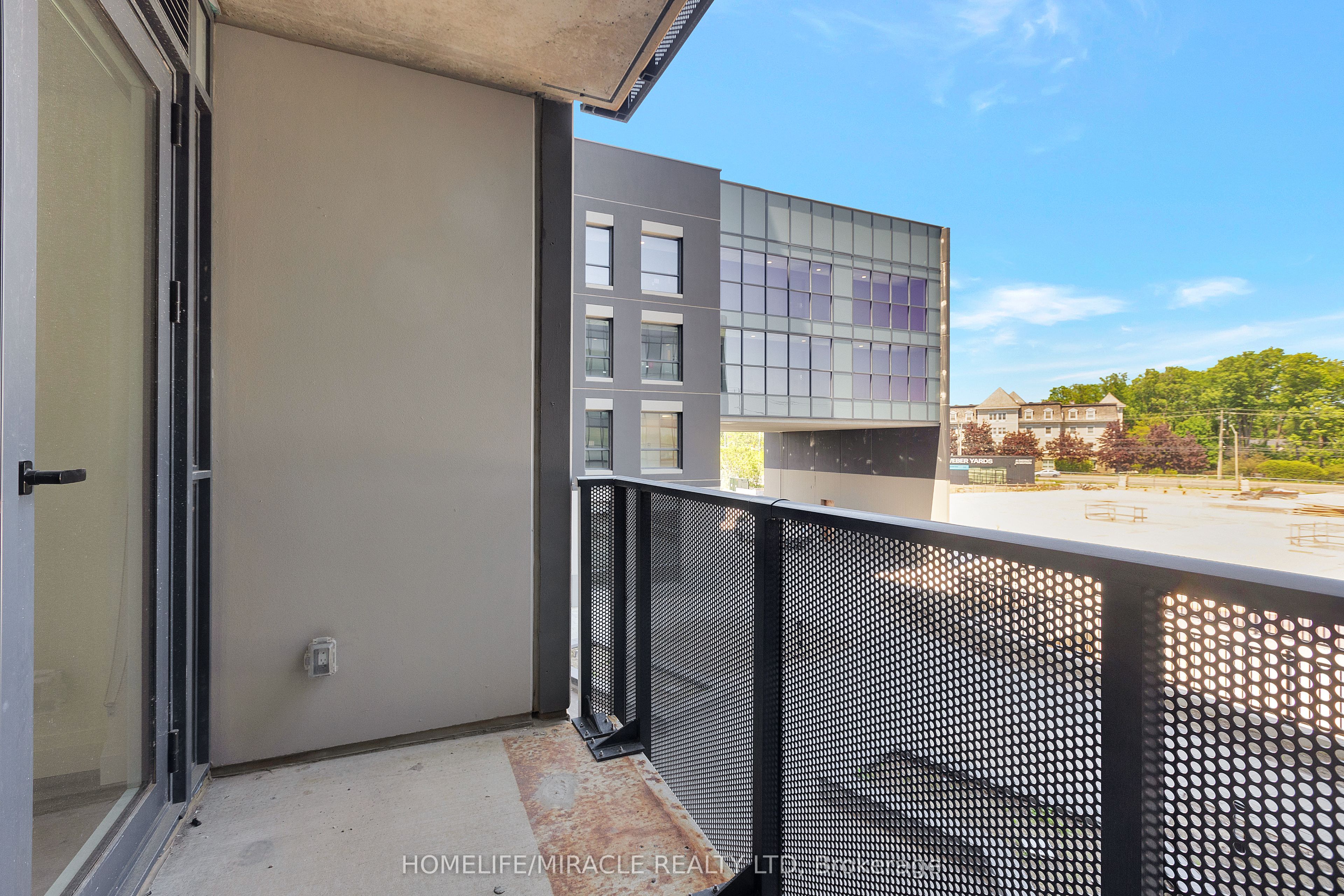 1333 Weber Street E 201 Property Photo 11