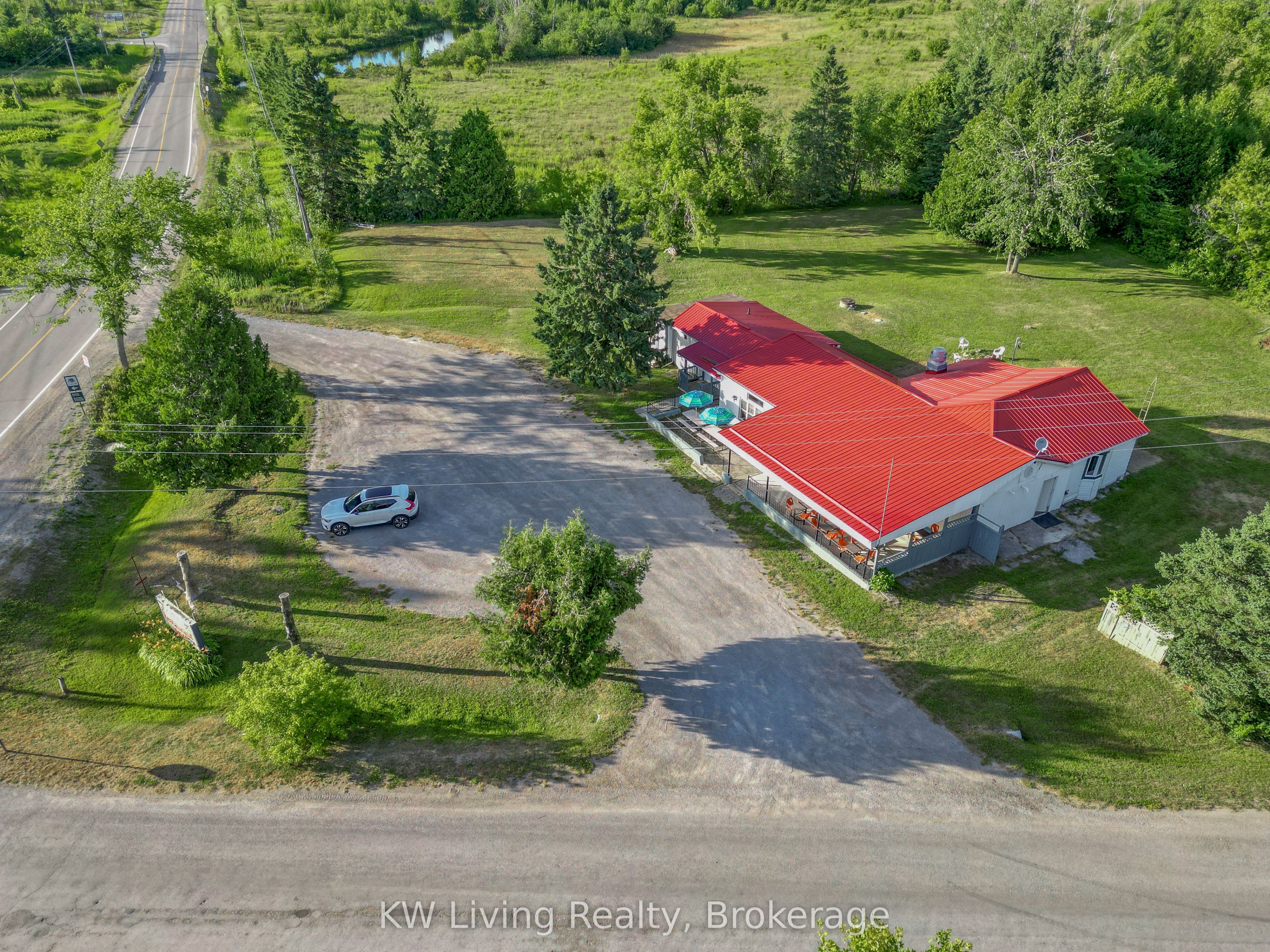 2030 Kirkfield Road Property Photo 7