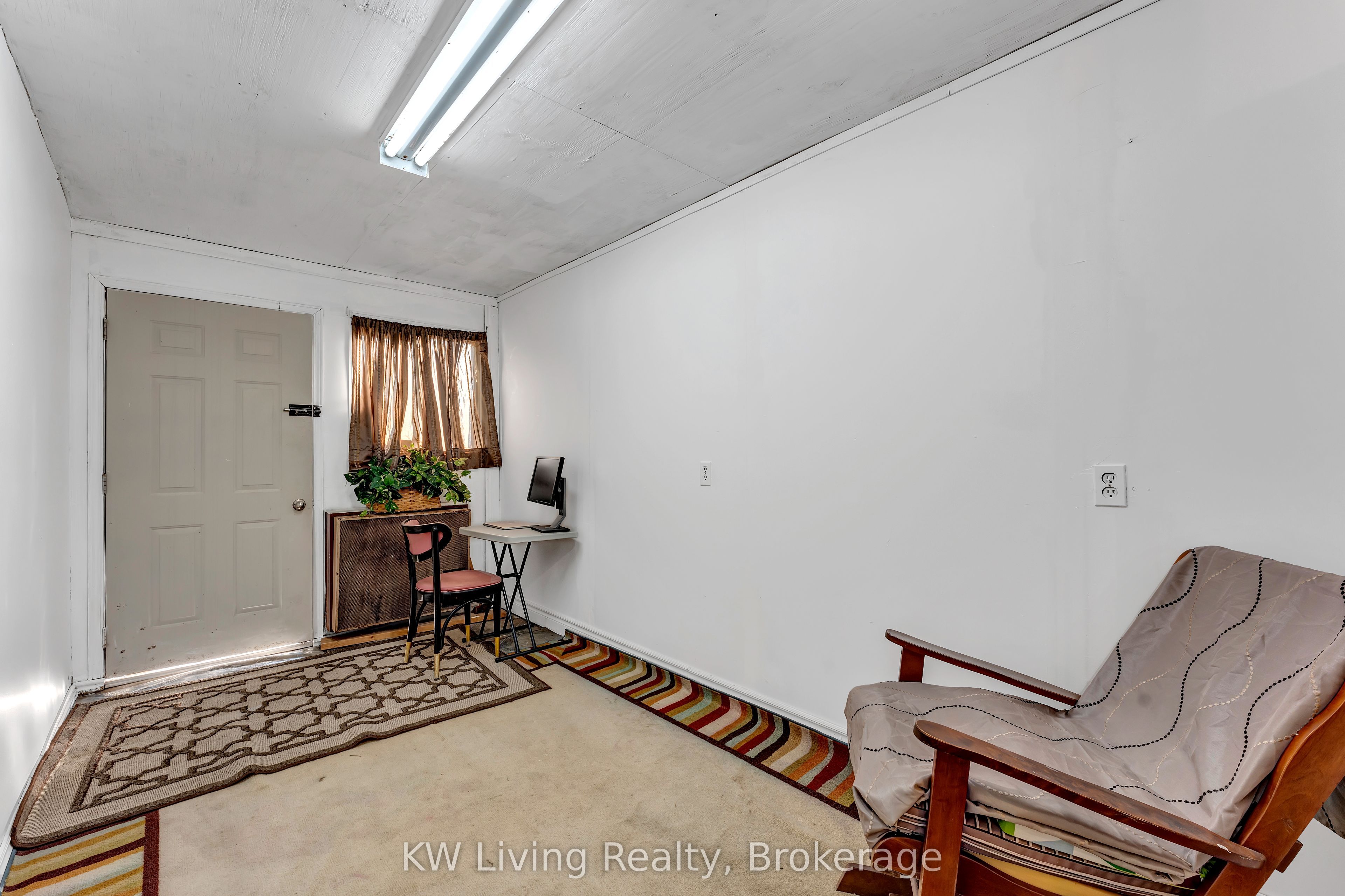 2030 Kirkfield Road Property Photo 23